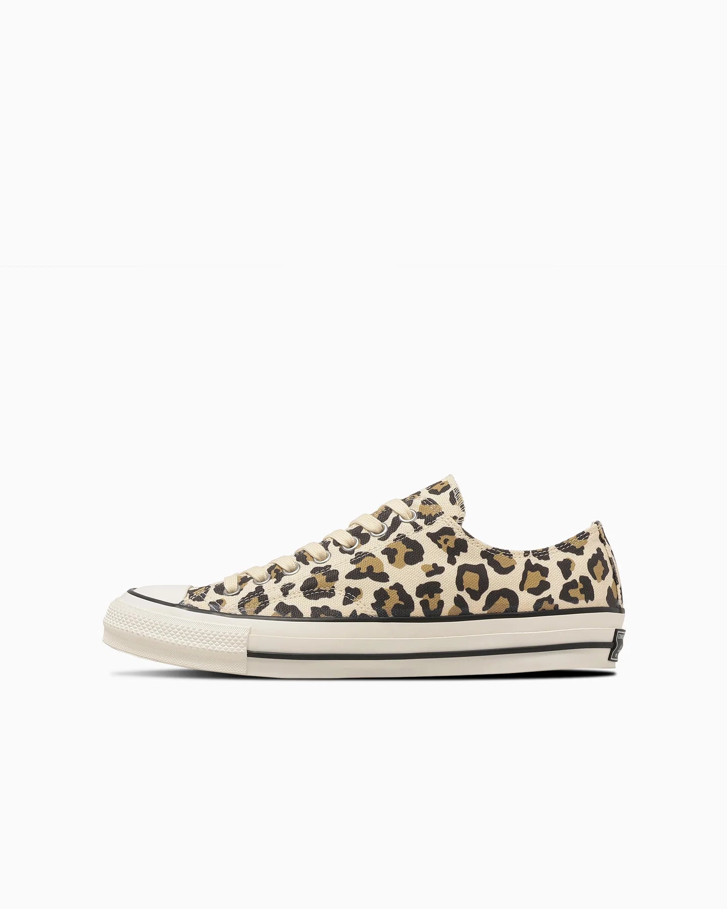CHUCK TAYLOR®︎ MATERIAL OX