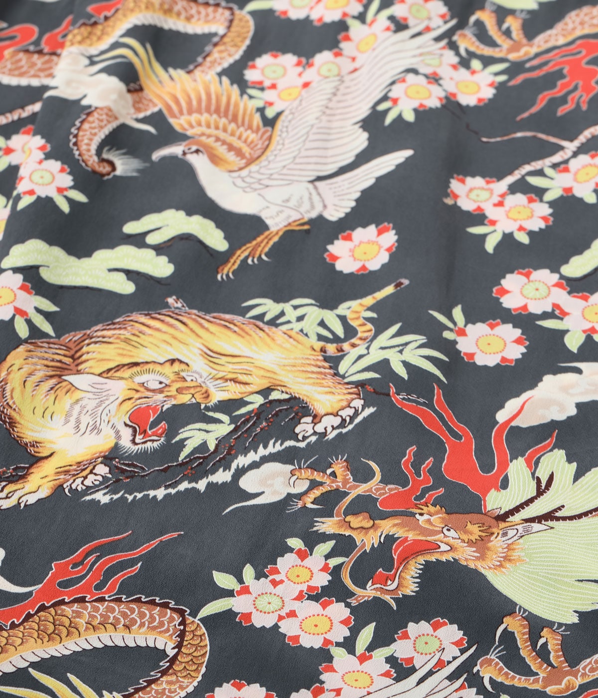 RAYON HAWAIIAN SHIRT “THE TRIANGULAR FIGHT” SS39414
