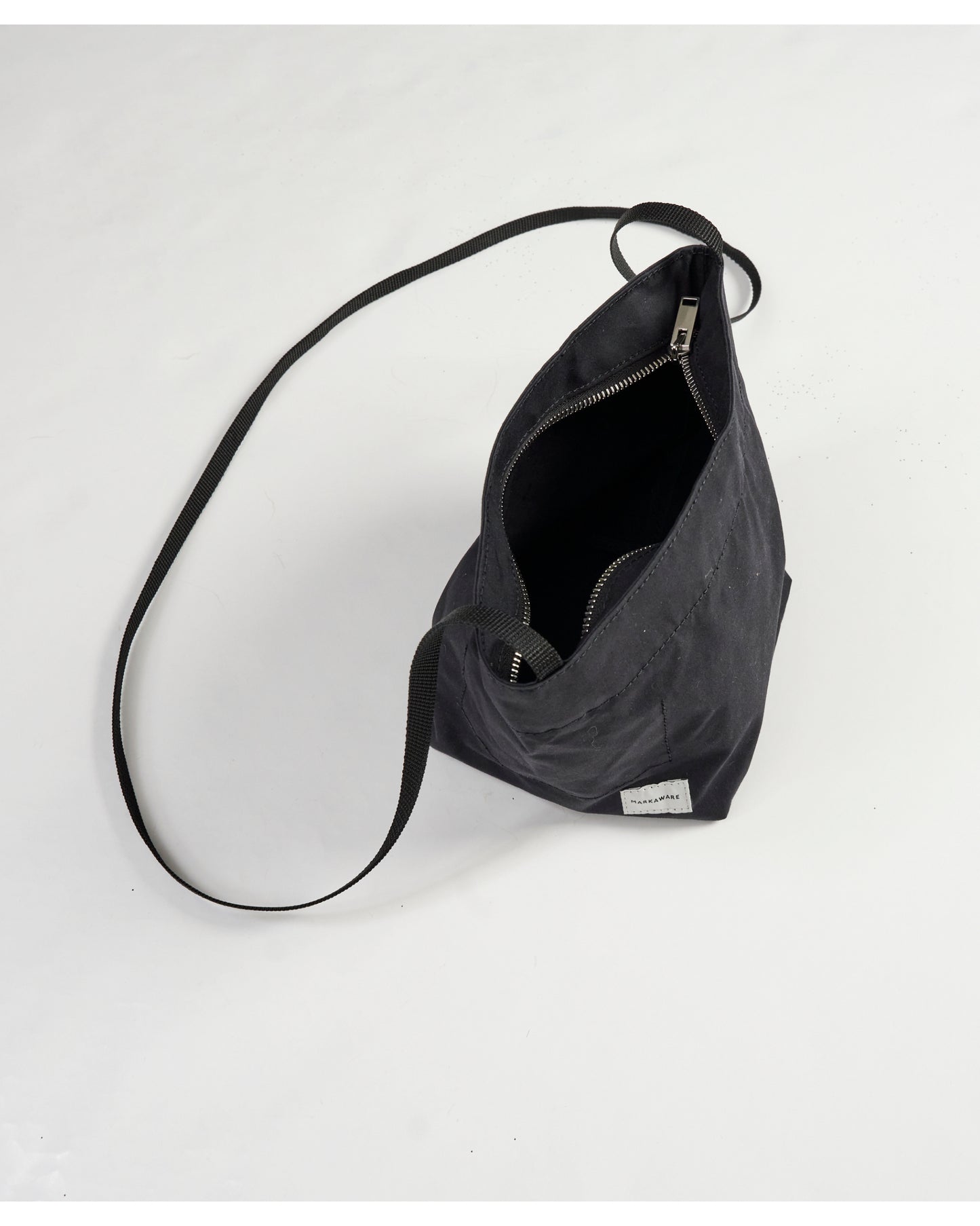 SHOULDER BAG BLACK