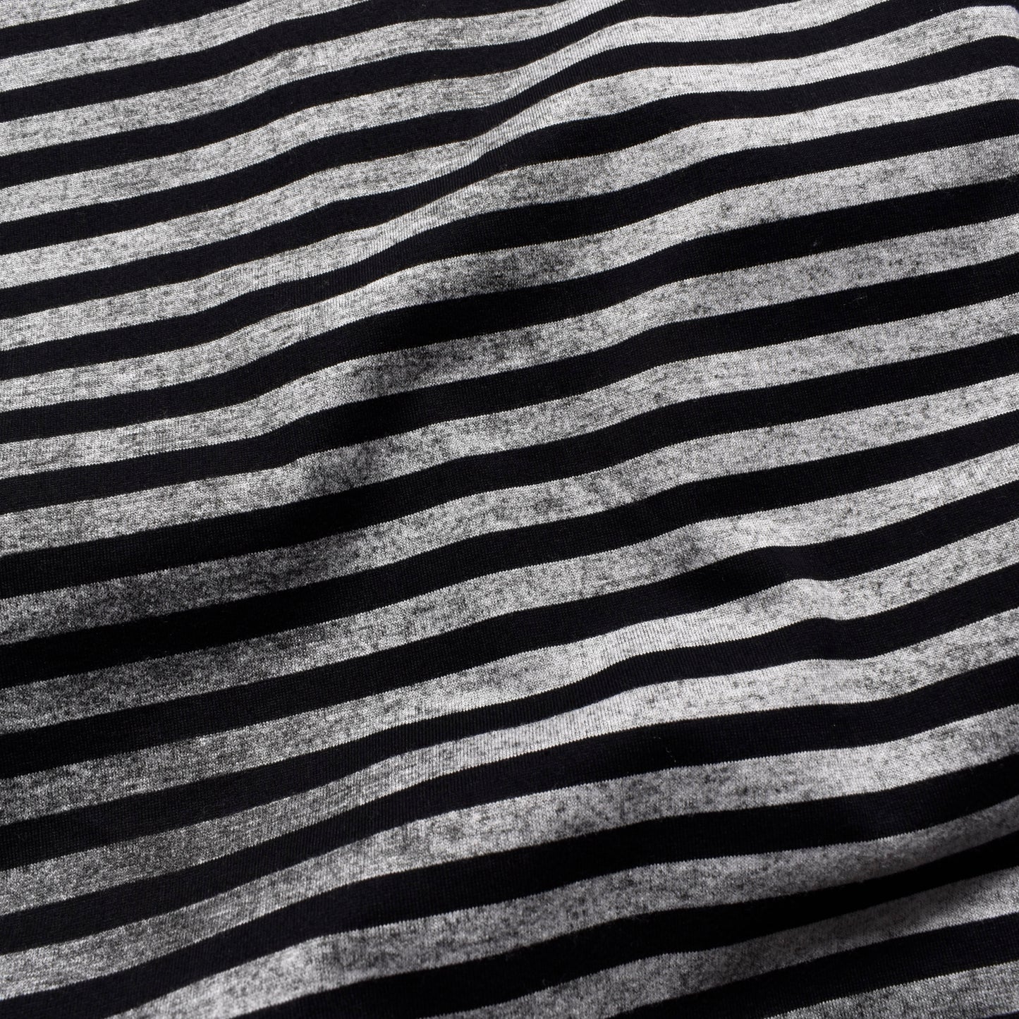 Seepage Border Crewneck T-SH