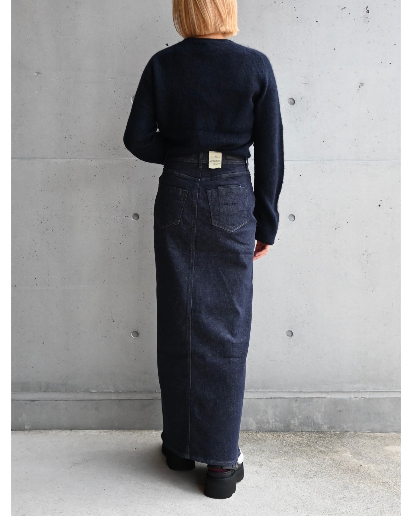 スリットロングスカート