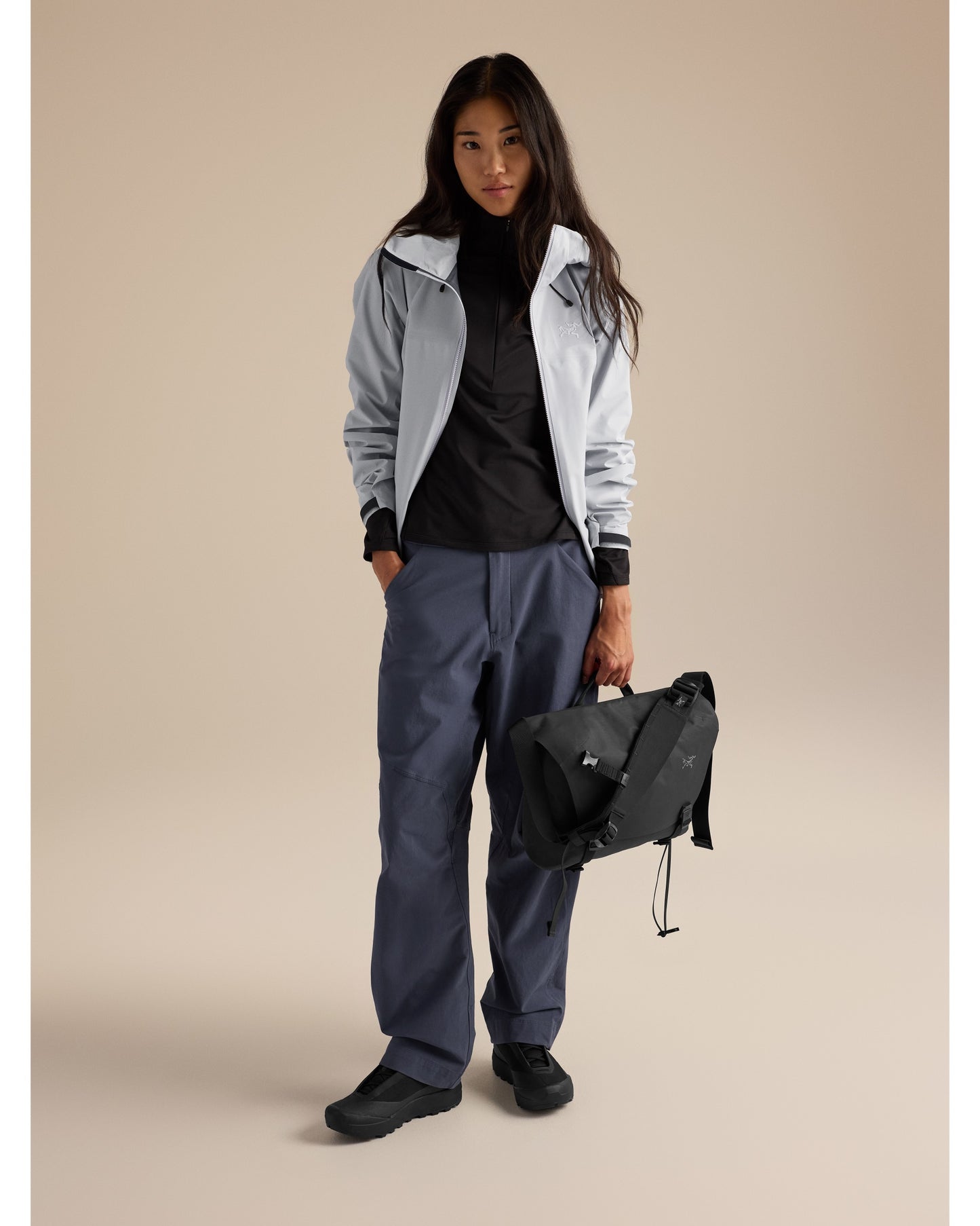 Granville 10 Courier Bag