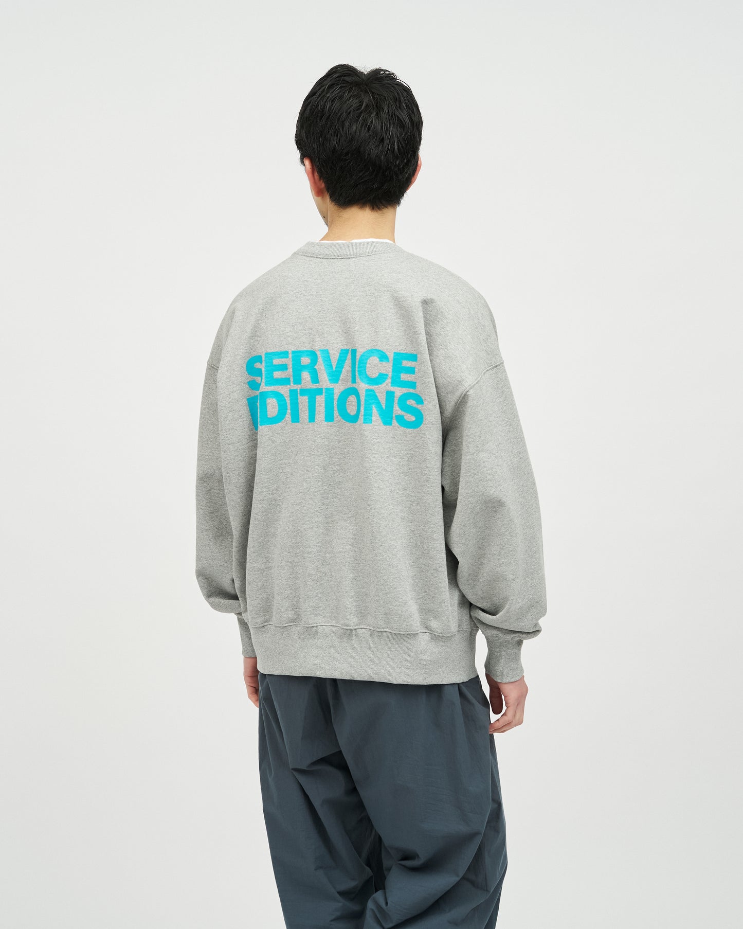 FRIEND EDITIONS LIGHT OZ CREW NECK