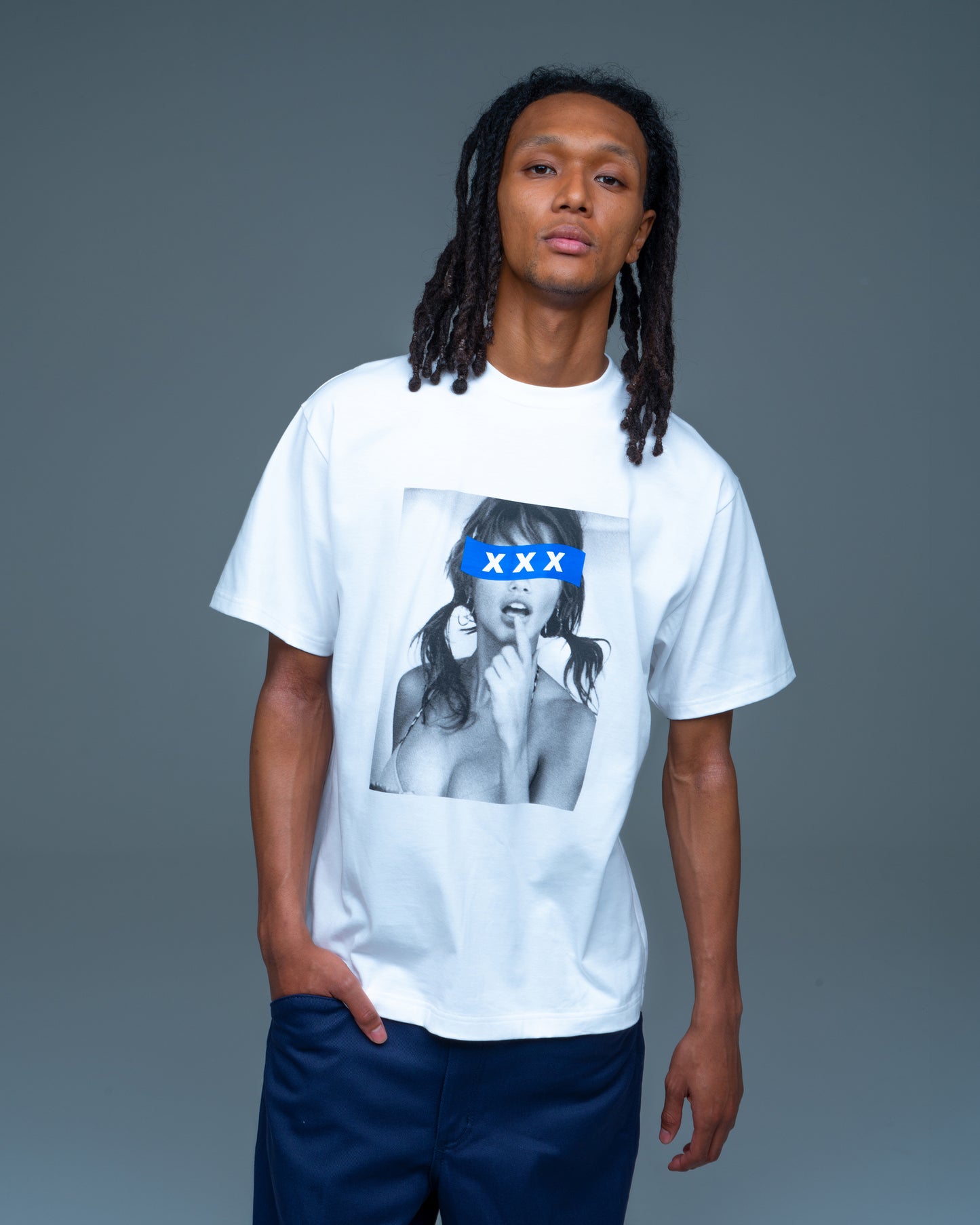 BLUE BOX LOGO MONOCHROME PHOTO TEE