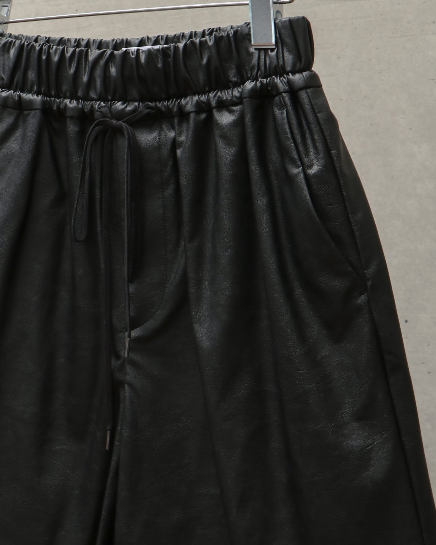 SYNTHETIC LEATHER SHORTS