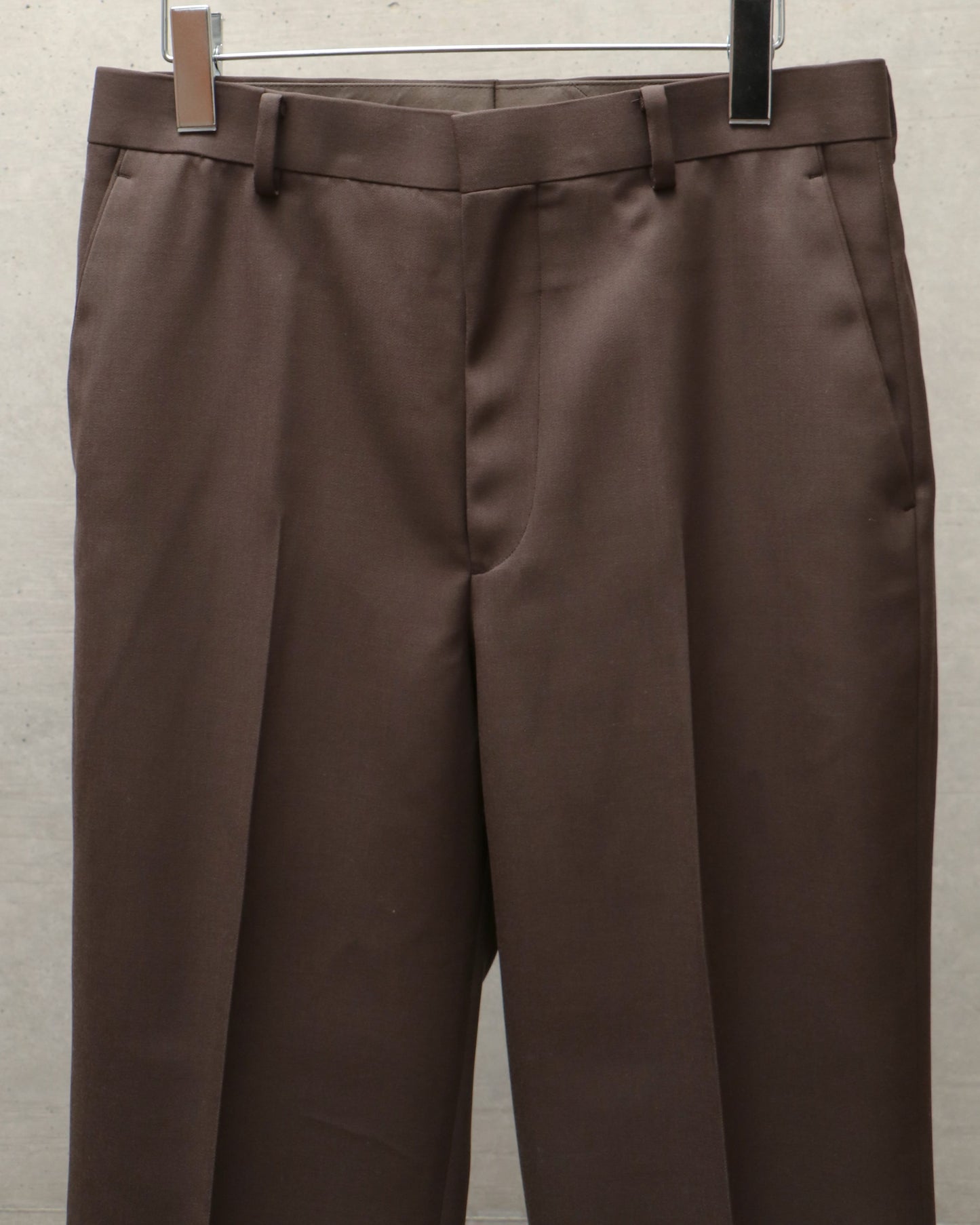 LIGHT WOOL MAX GABARDINE SLACKS