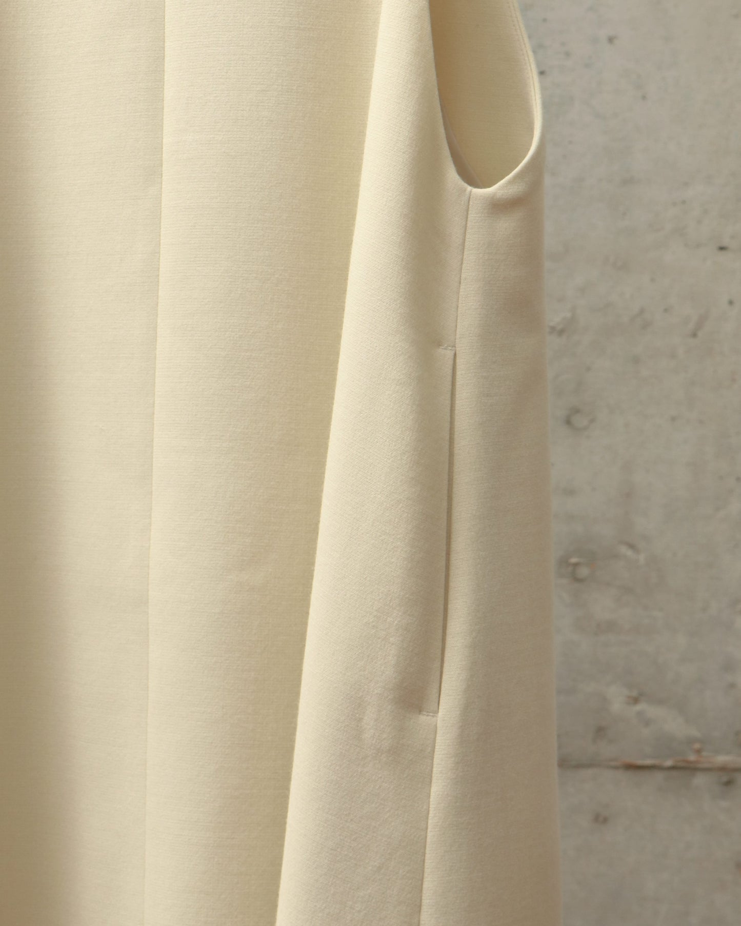 TENSE WOOL DOUBLE CLOTH DRESS