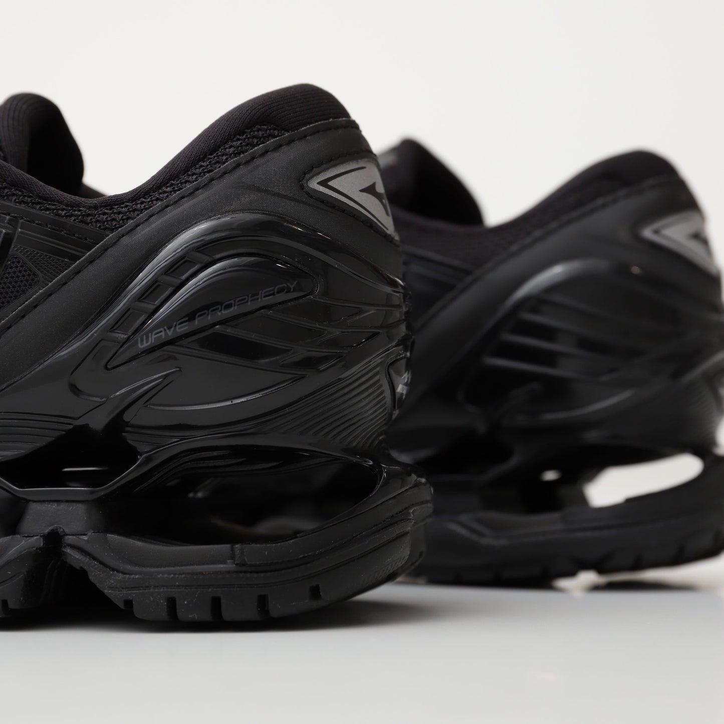 WAVE PROPHECY LS BLACK