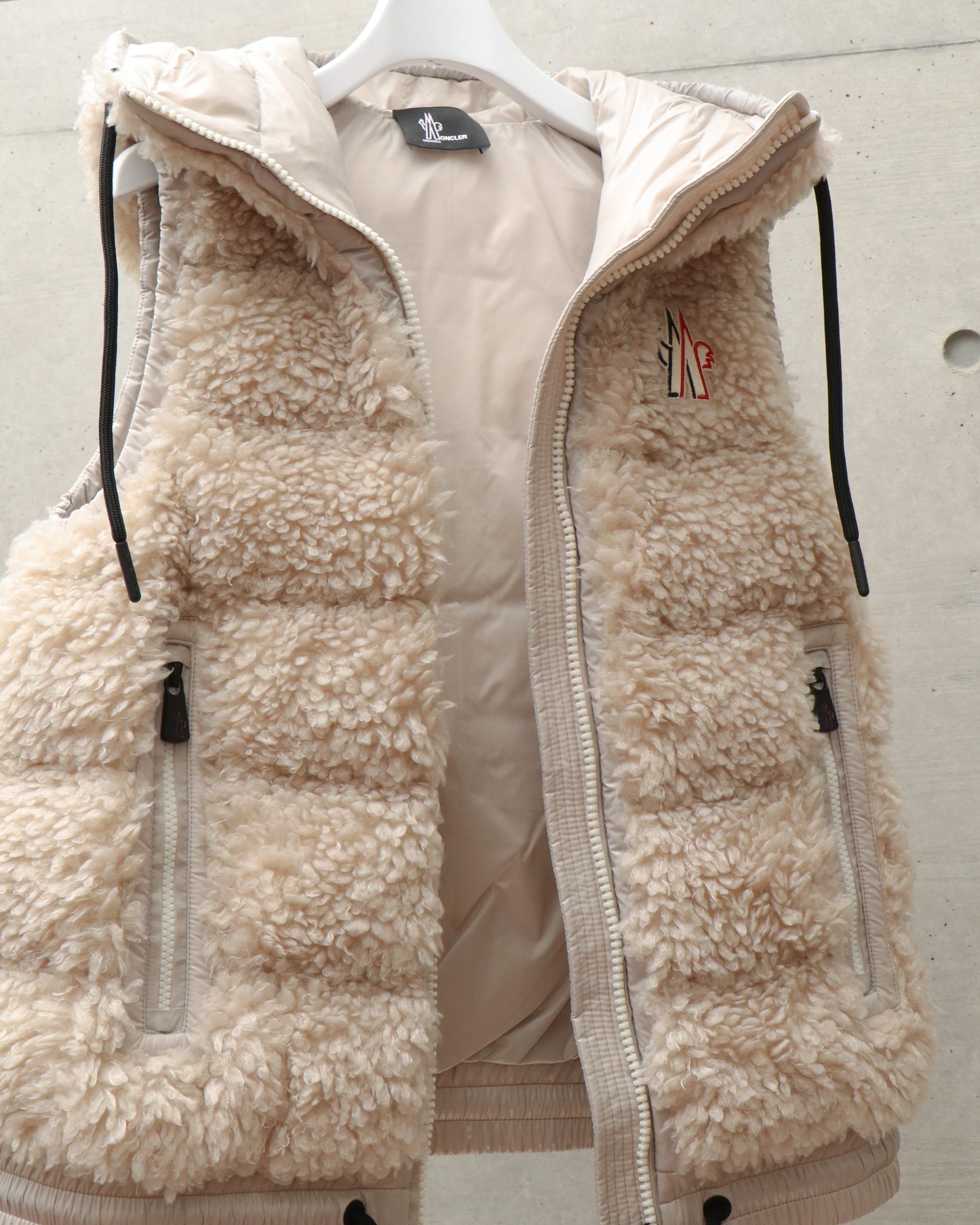 GILET