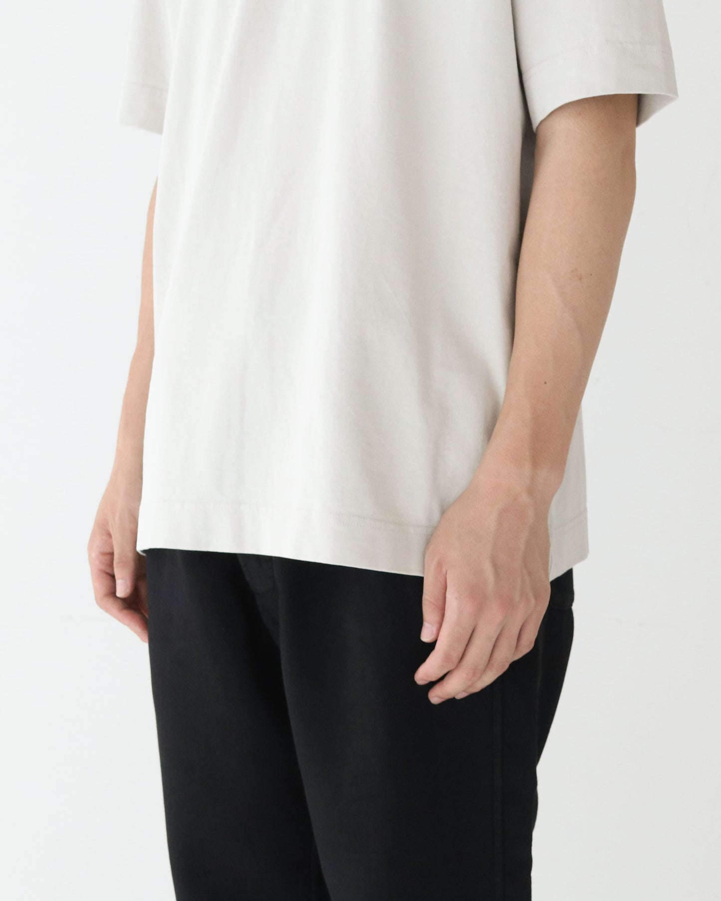 FELIX T SHIRT - HEAVY JERSEY CONCRETE