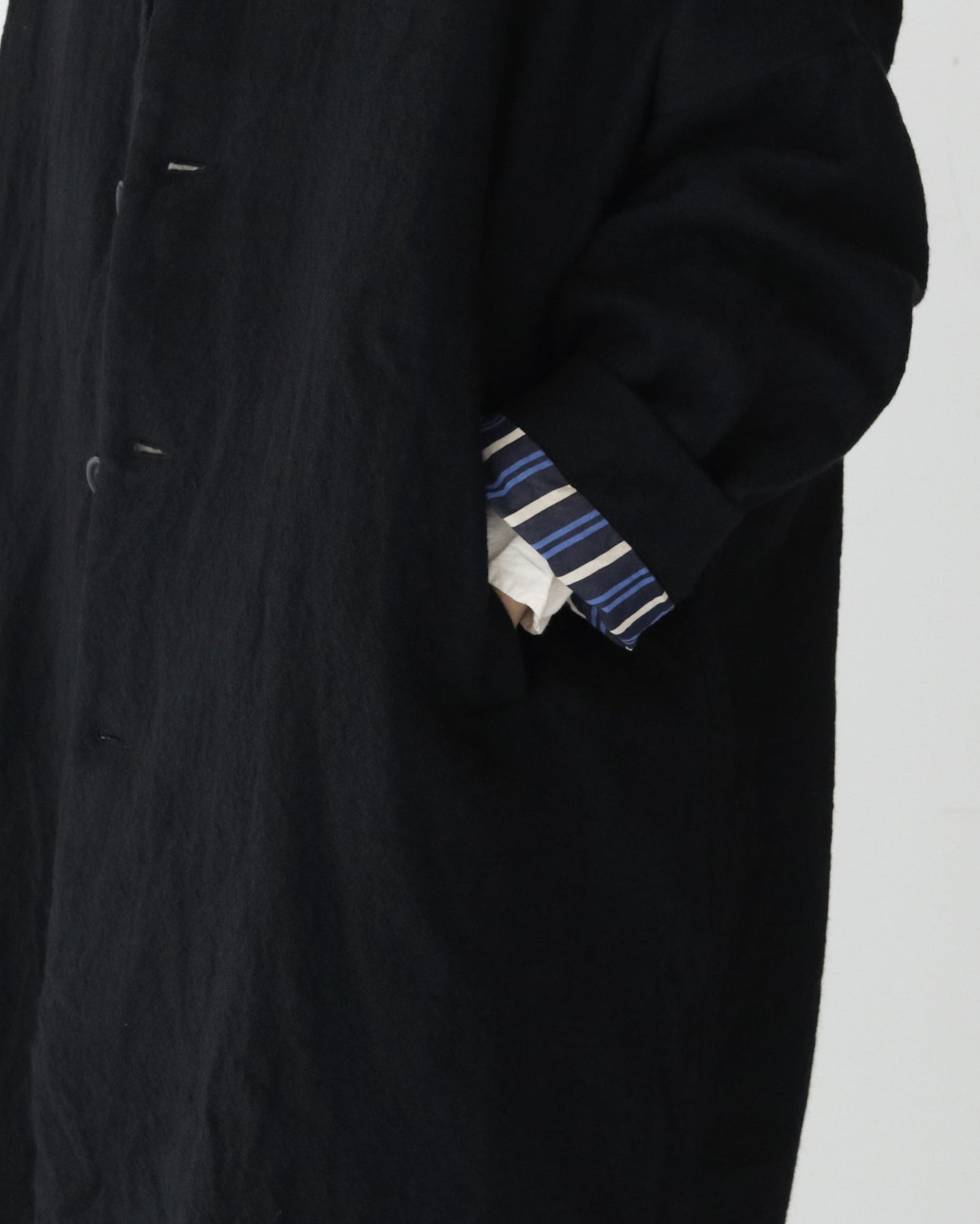 BIG BLOBBY COAT - NIGGLE BLACK