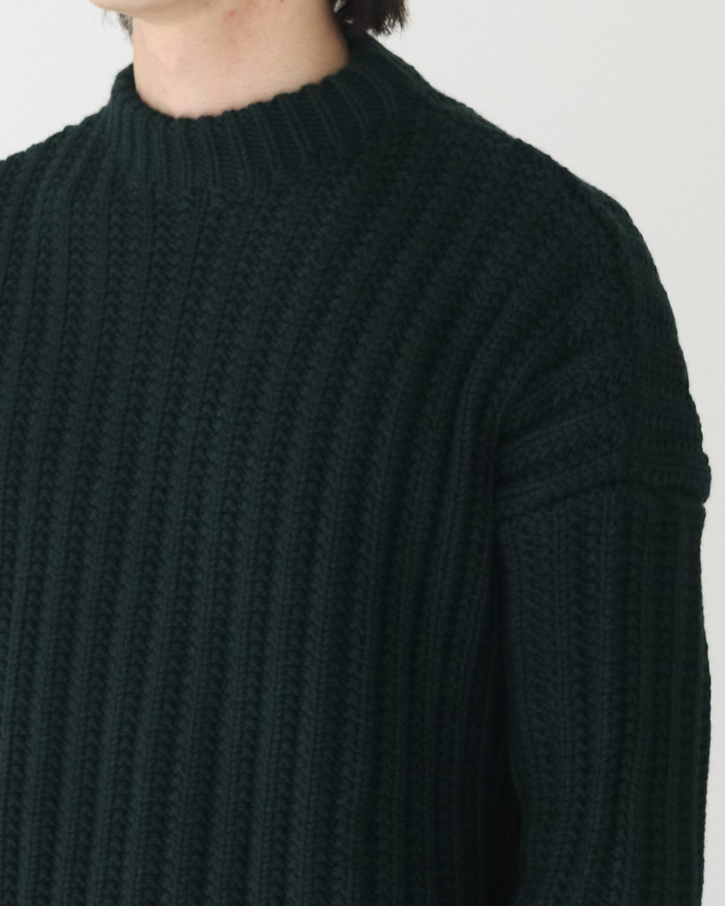 CREW NECK OPEN RIB SWEATER