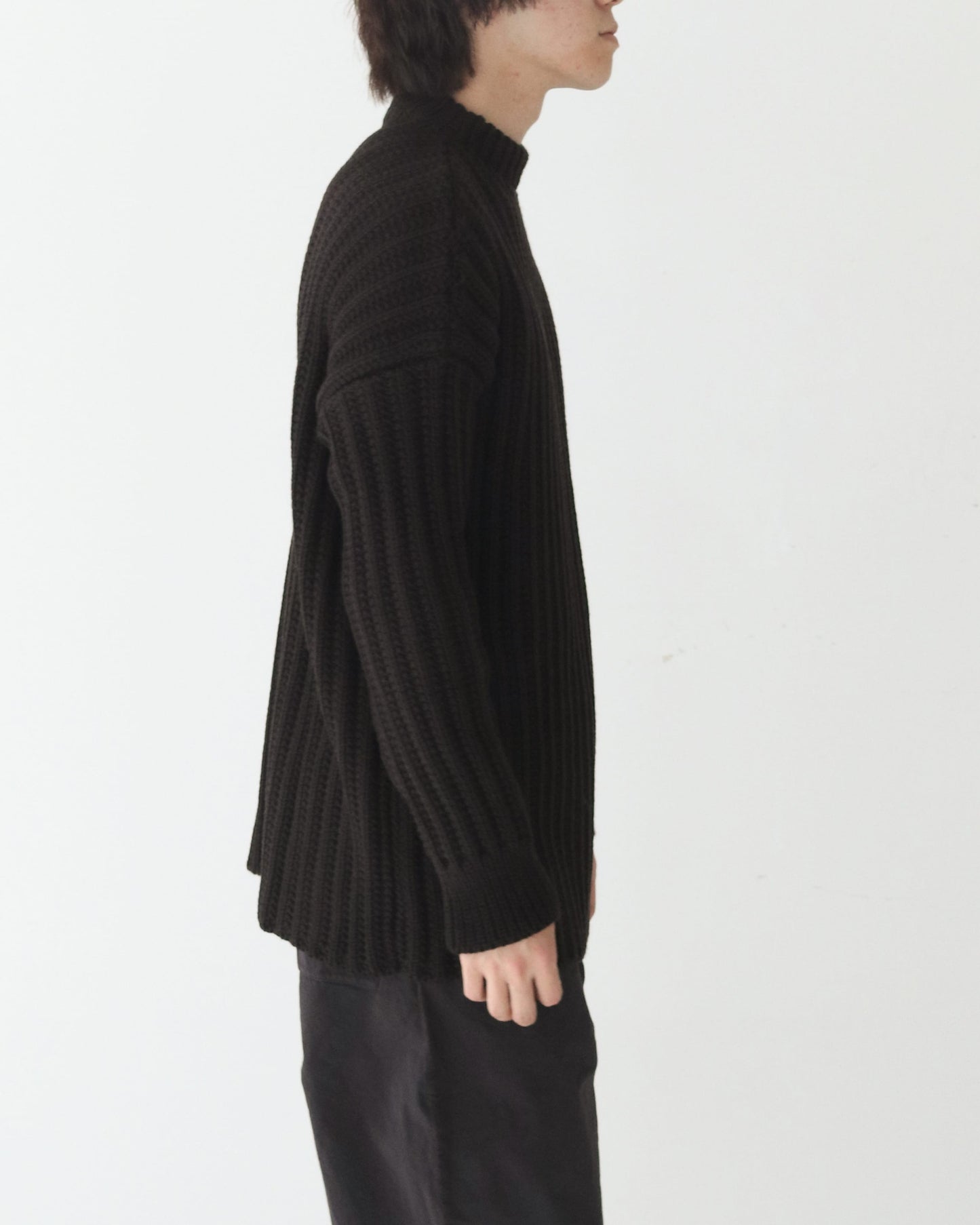 CREW NECK OPEN RIB SWEATER
