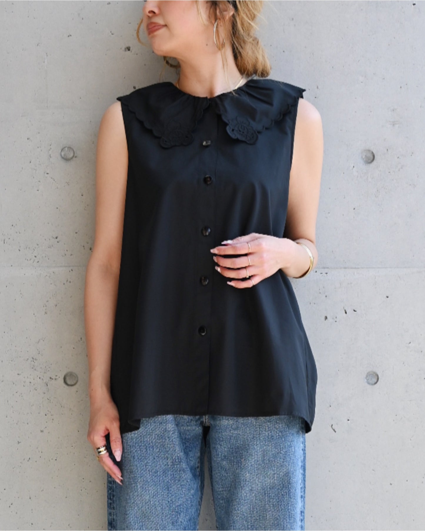 LACE COLLAR BLOUSE