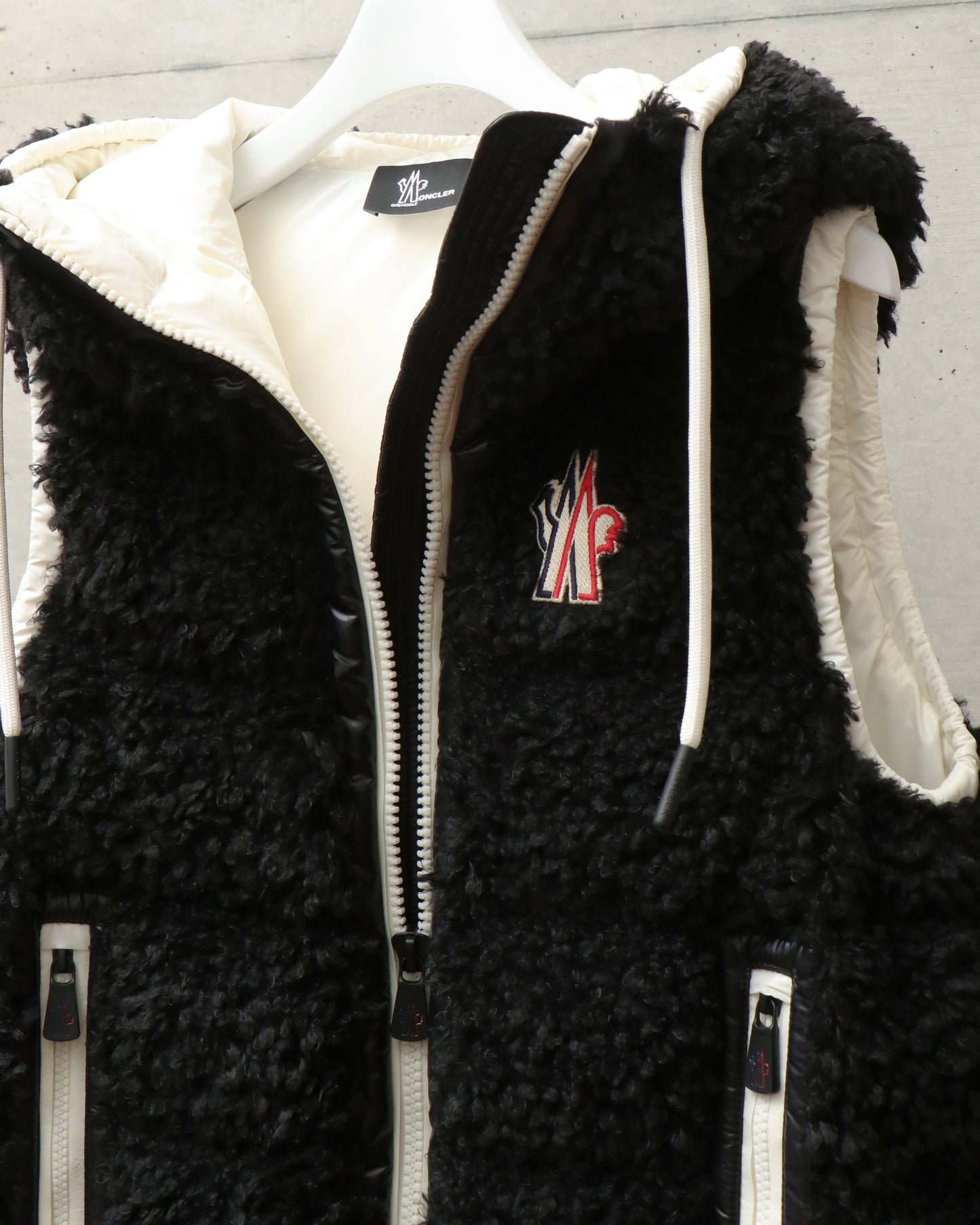 GILET