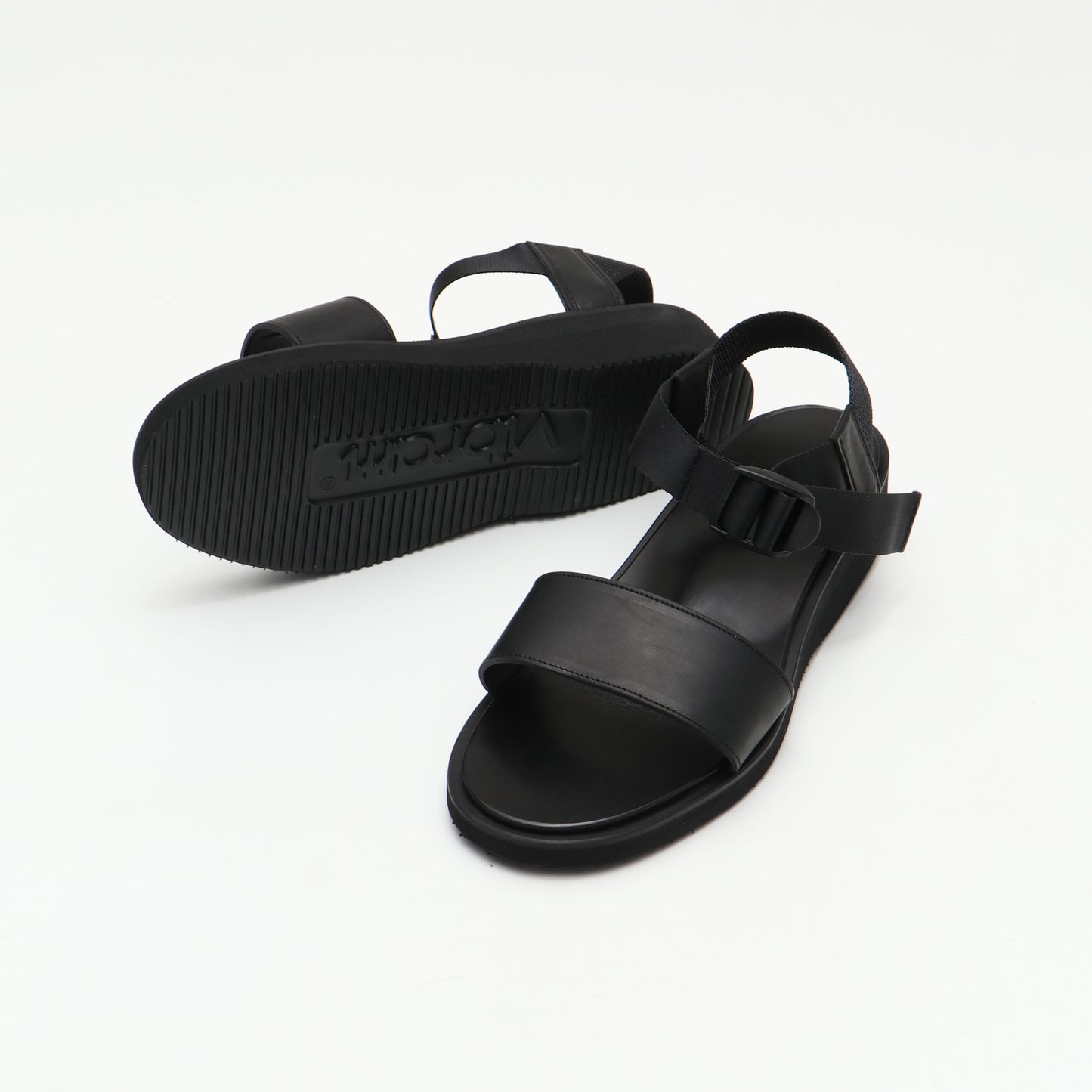 LEATHER SANDAL BLACK
