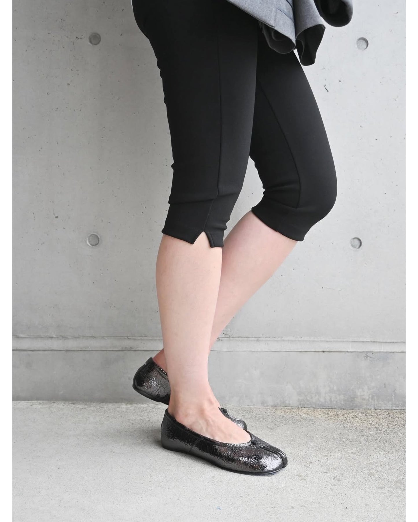 KNIT GEORGETTE SHORT LEGGINGS