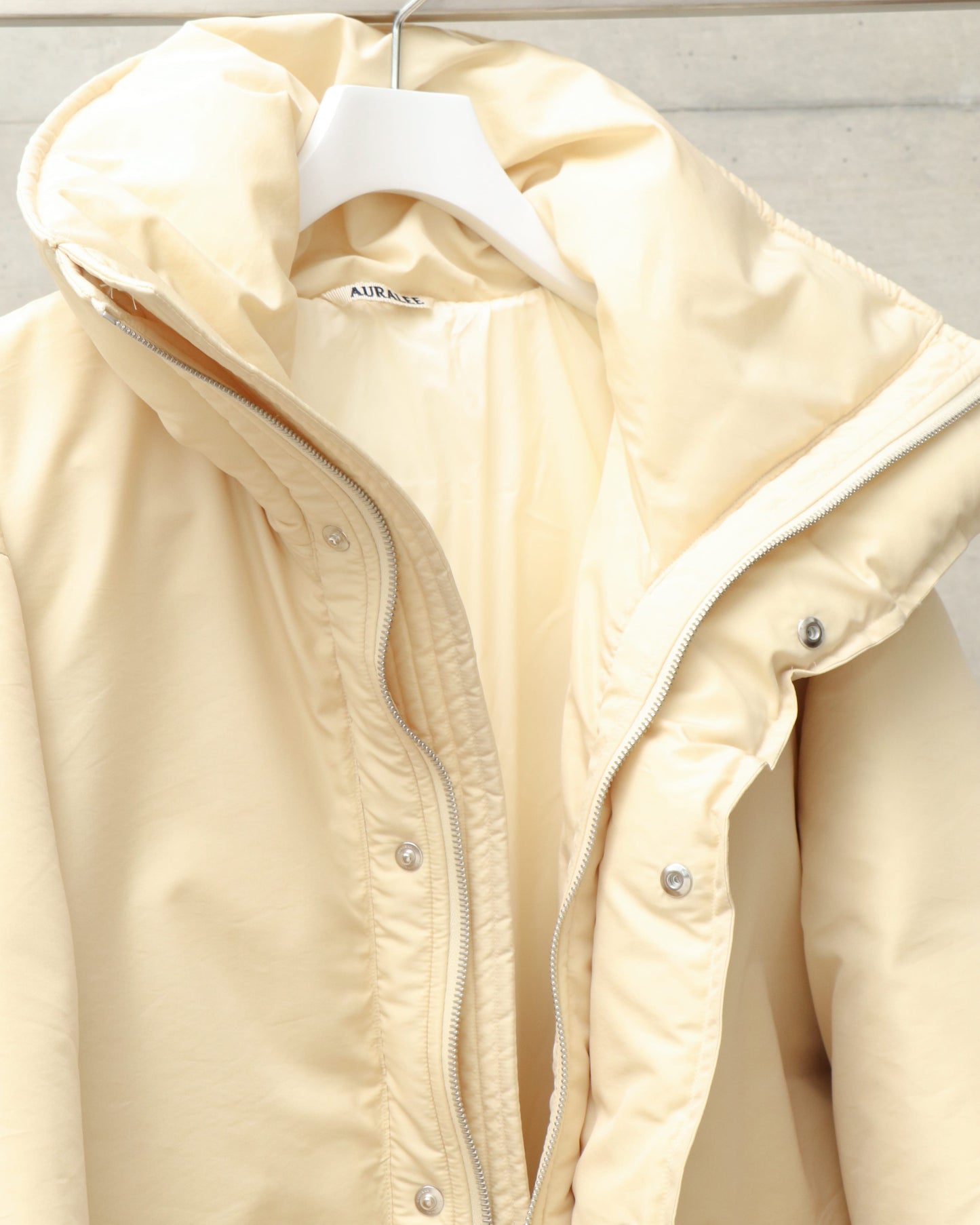 FINX POLYESTER CHAMBRAY DOWN COAT