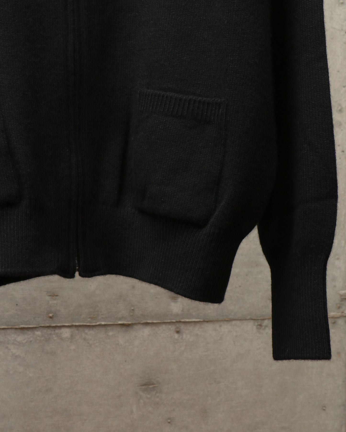 Goldencash Zipup Sweater