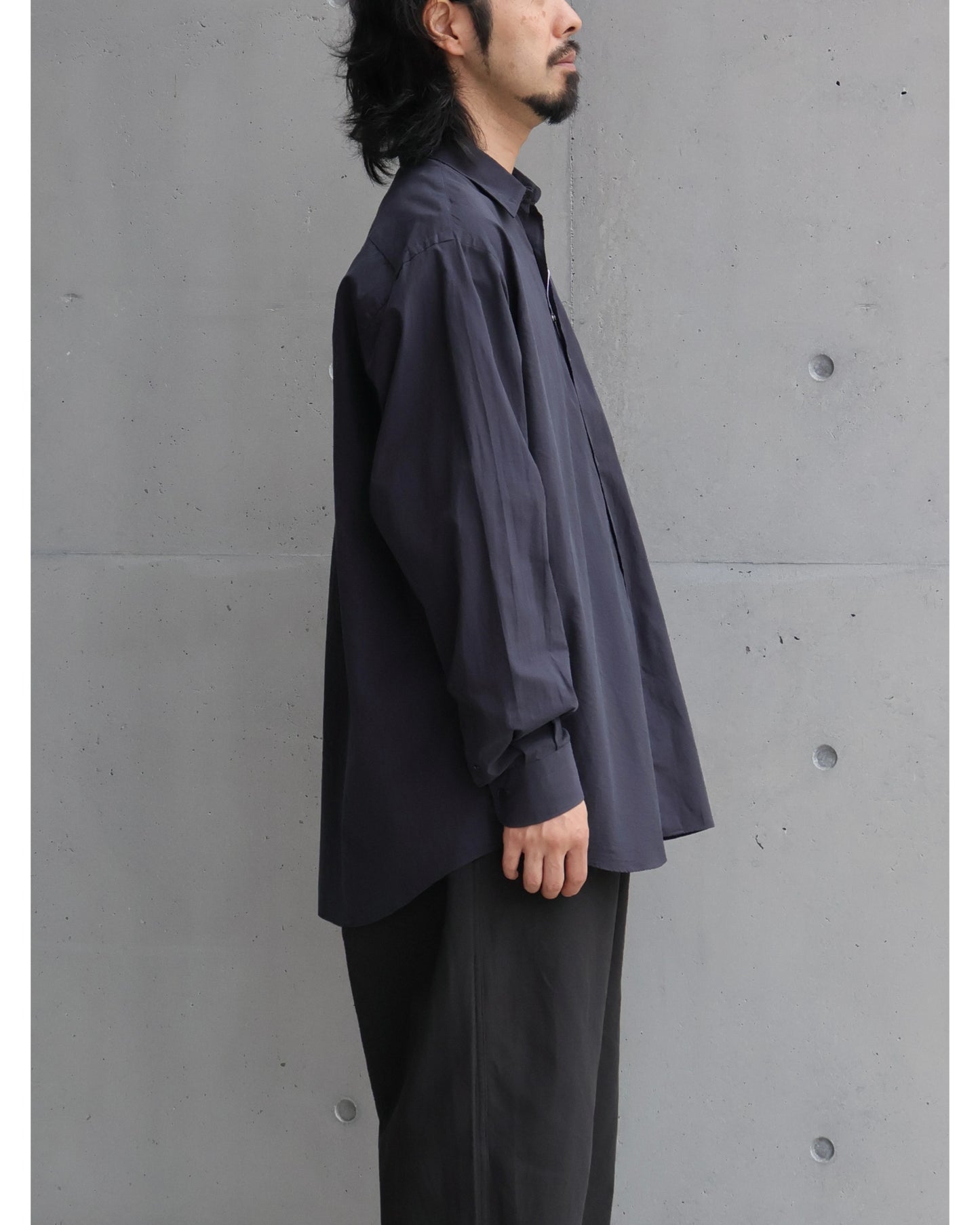コモリ シャツ NAVY