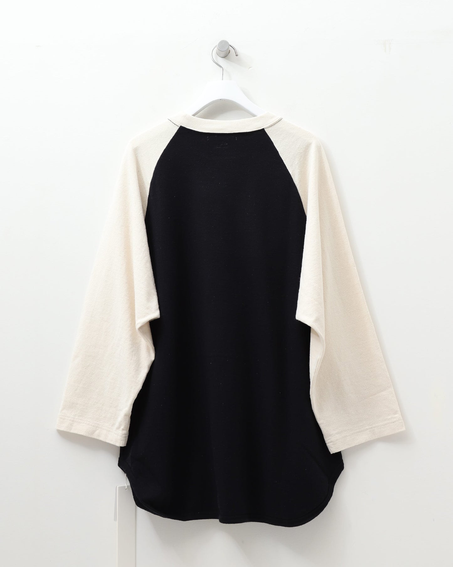 Co/Silk Nep Baseball Raglan Tee BLACKNAVY-BODY×IVORY