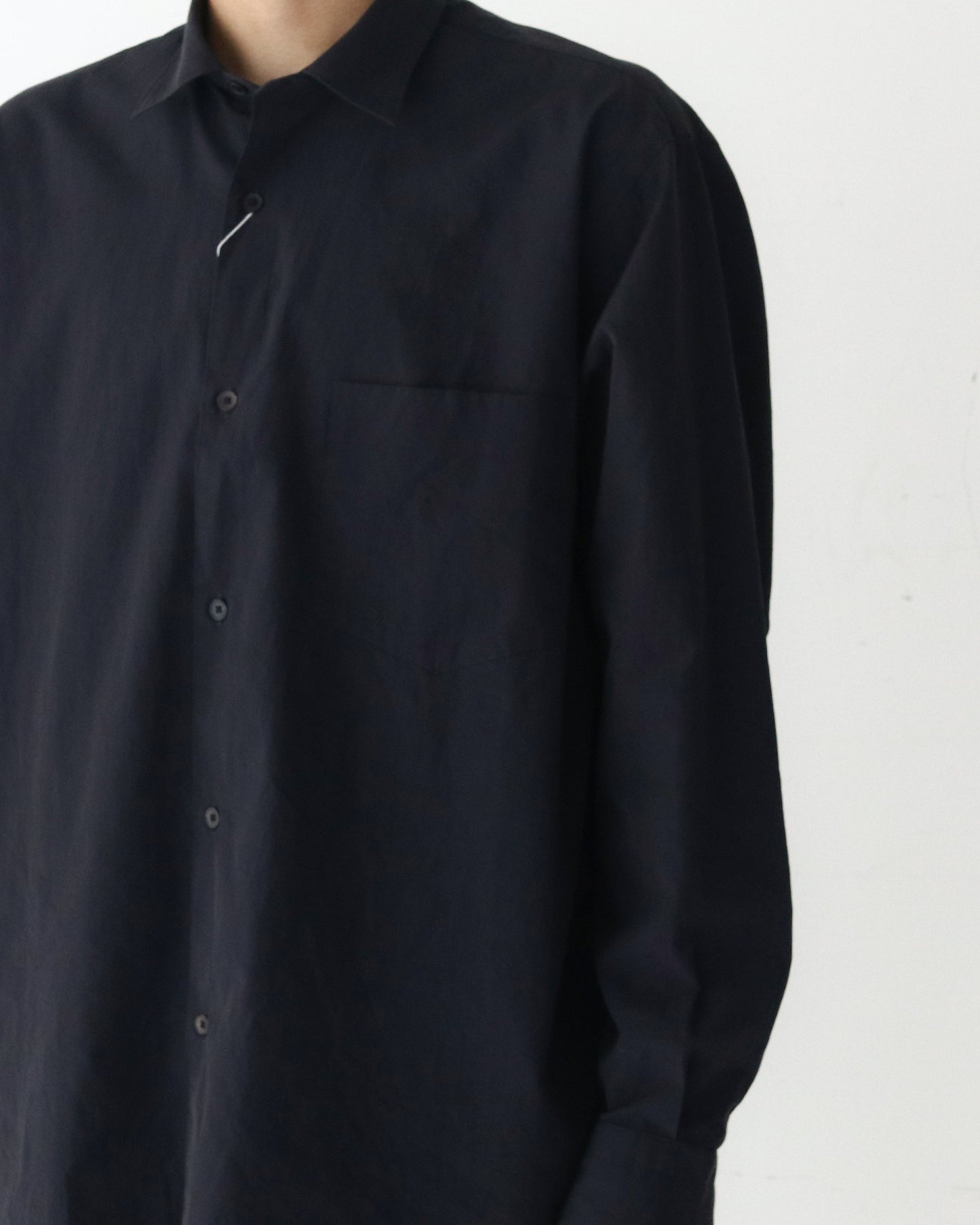 コモリ シャツ NAVY