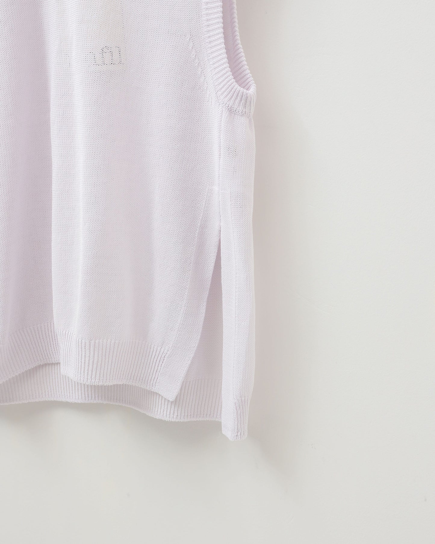 organic cotton coiled-yarn sleeveless top
