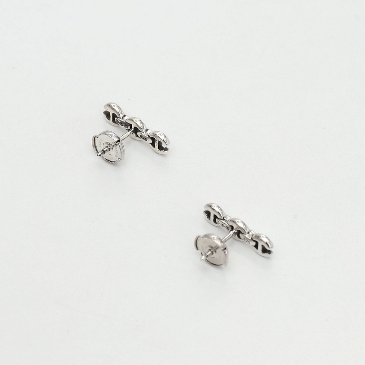 3MM TOGGLE STUDS HB081