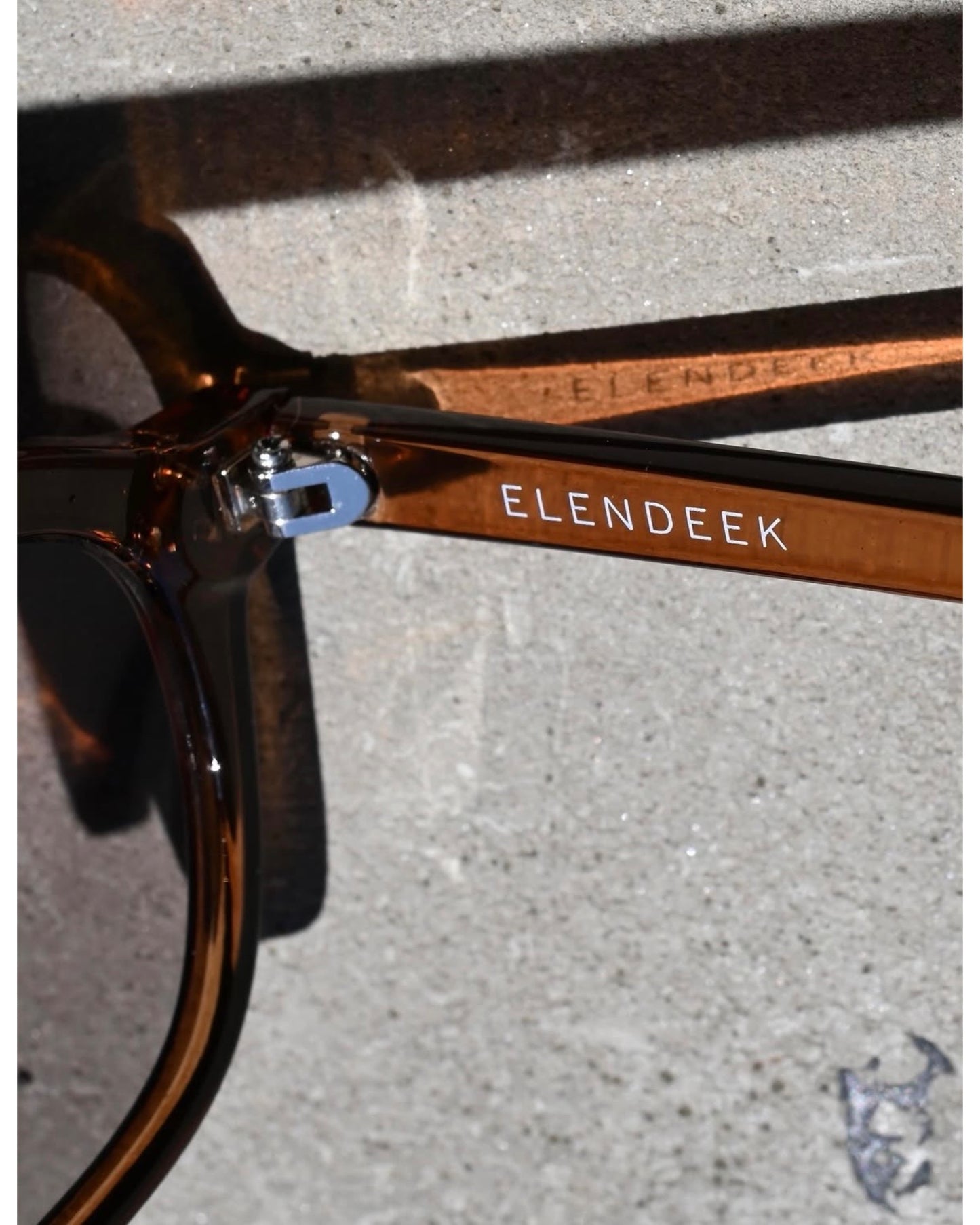 FACET FRAME SUNGLASSES