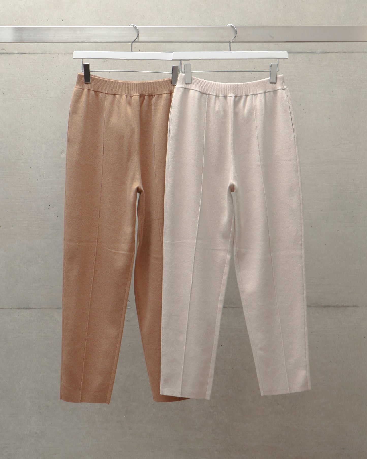 cotton smooth knit pants