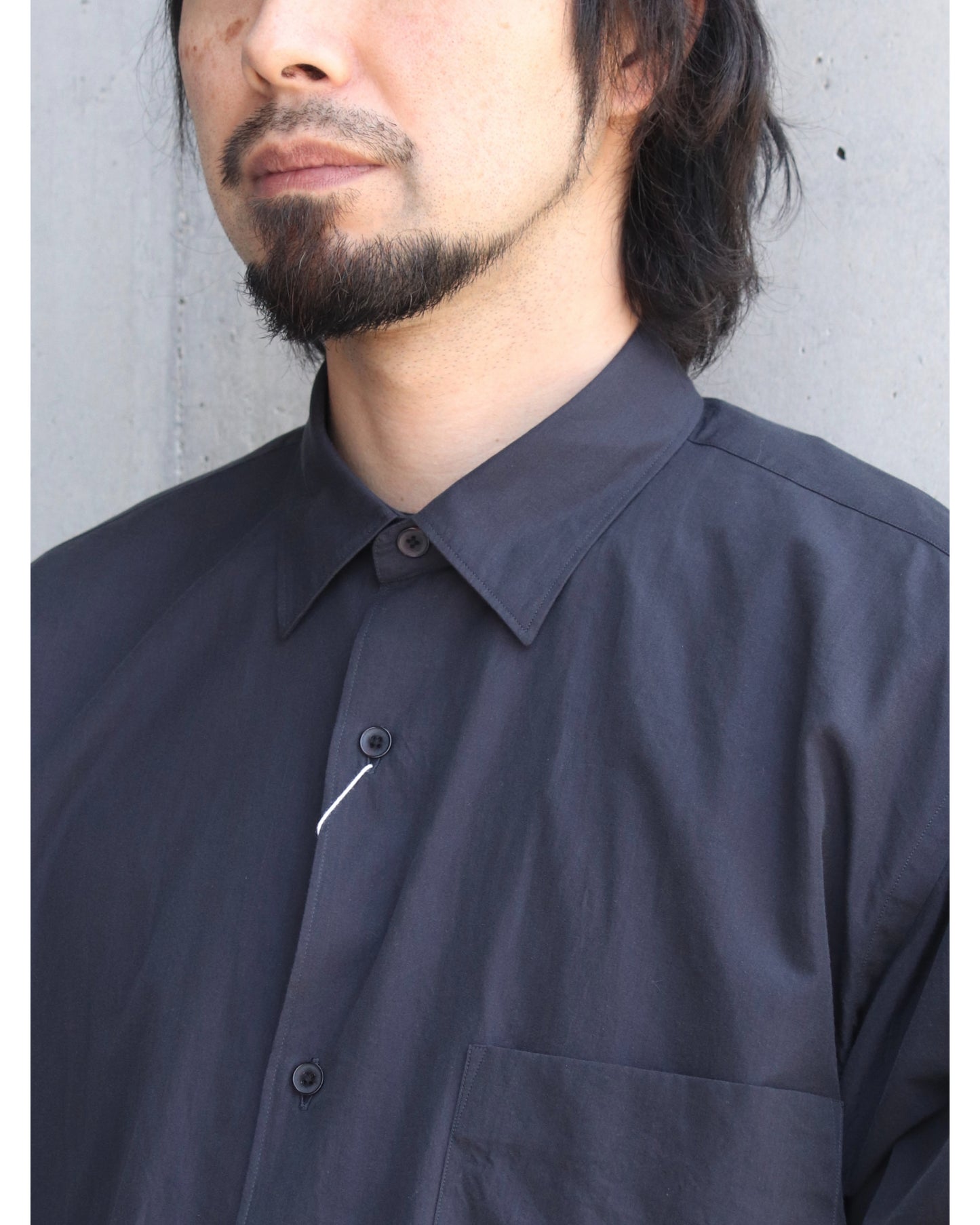 コモリ シャツ NAVY