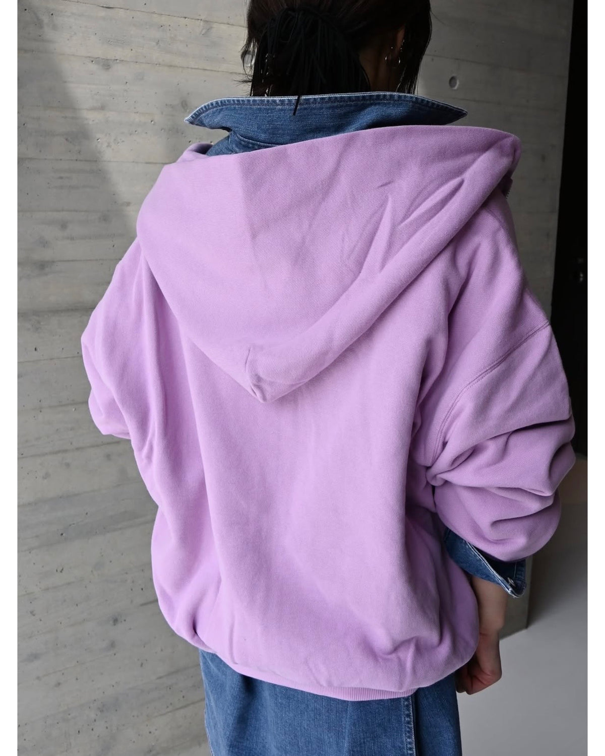 WHITE ZIP HOODIE