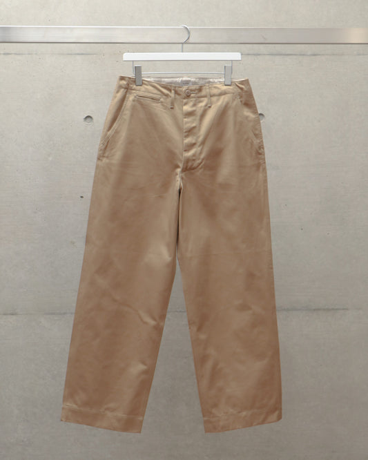スビンコットン ウエポン43カーキ チノパンツ BEIGE