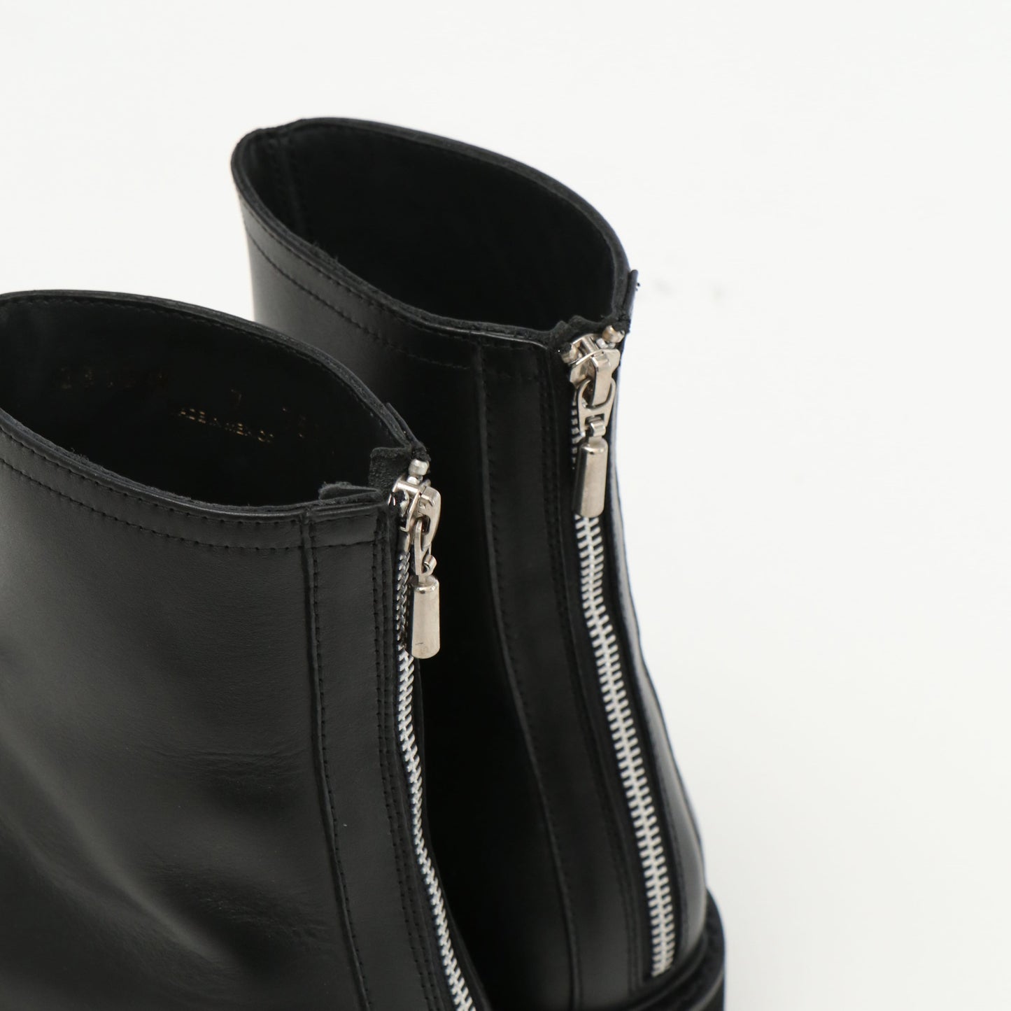 BACK ZIP BOOTS