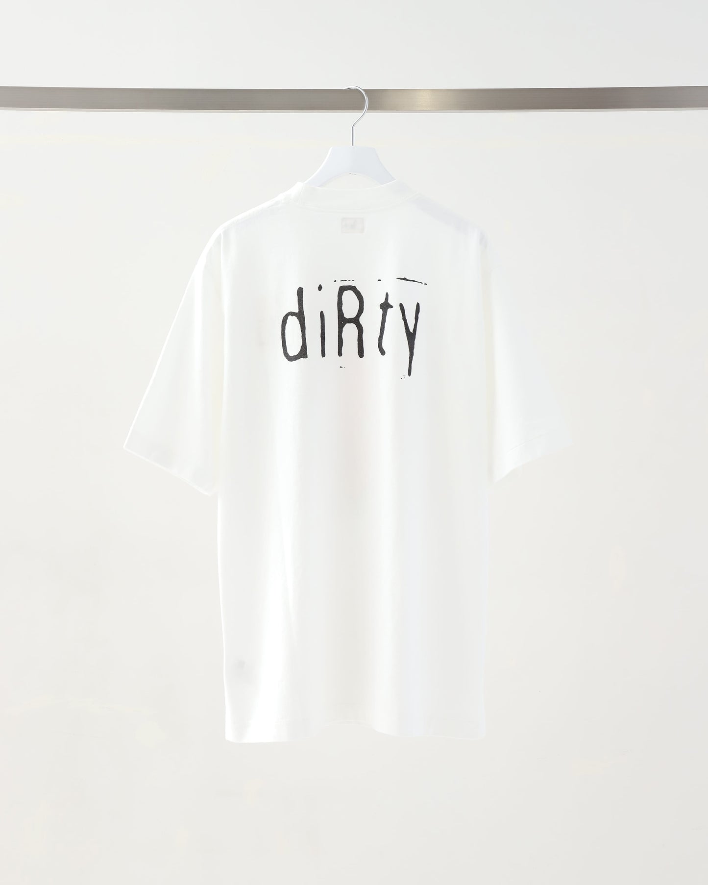 diRty Print Tee STANDARD WHITE