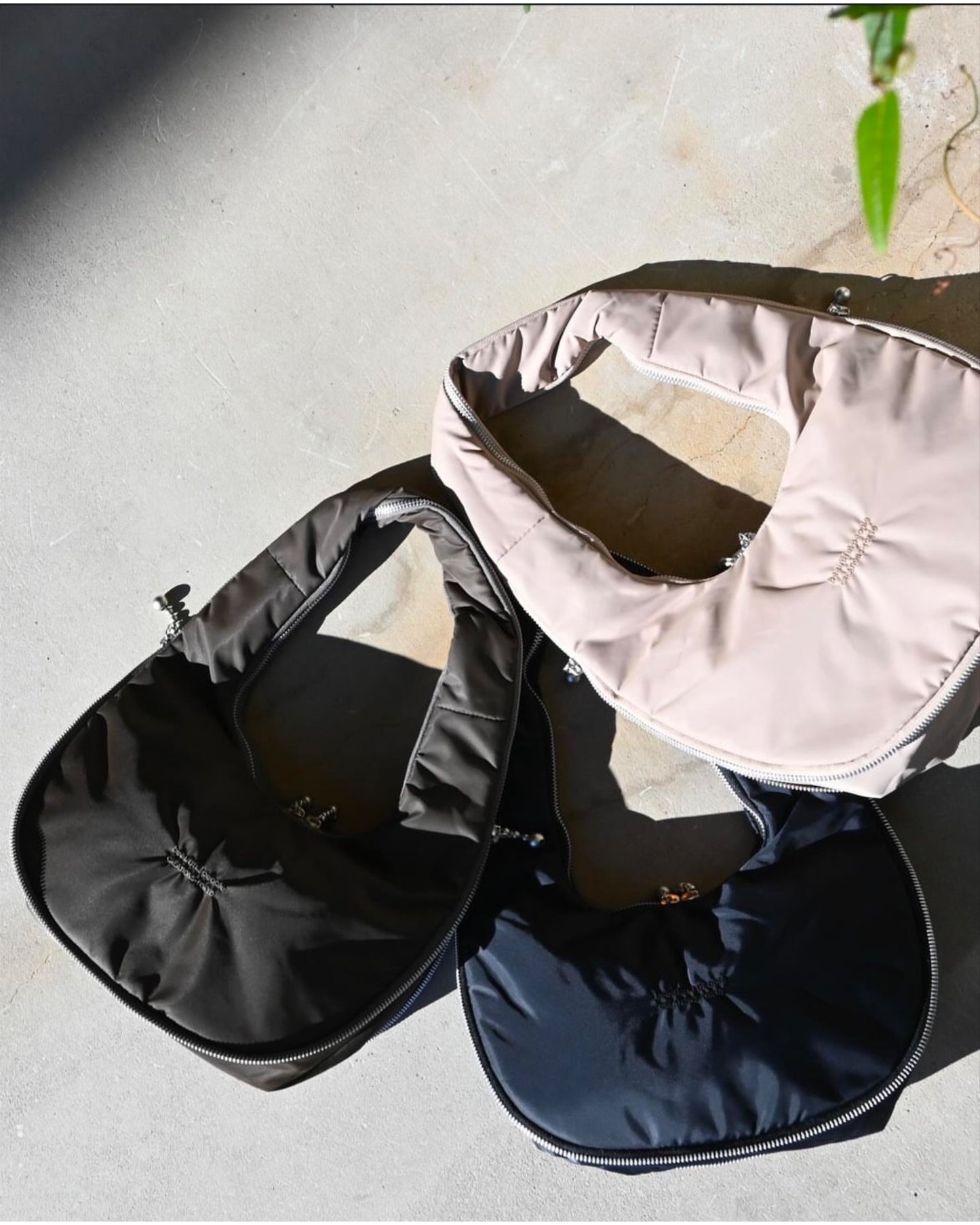 mobious bag in nylon twill S