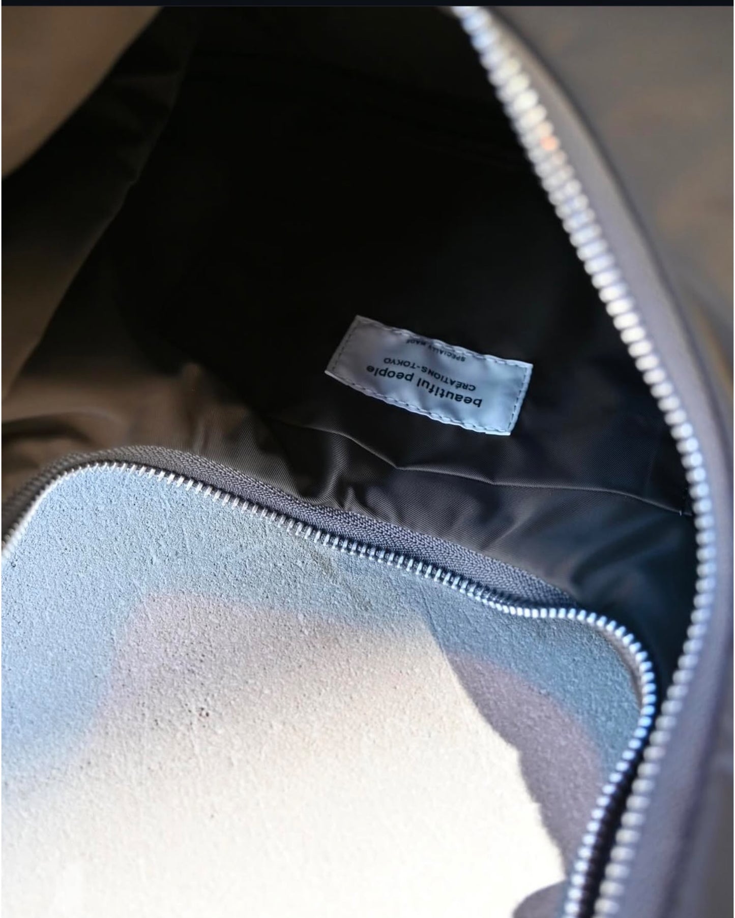 mobious bag in nylon twill S