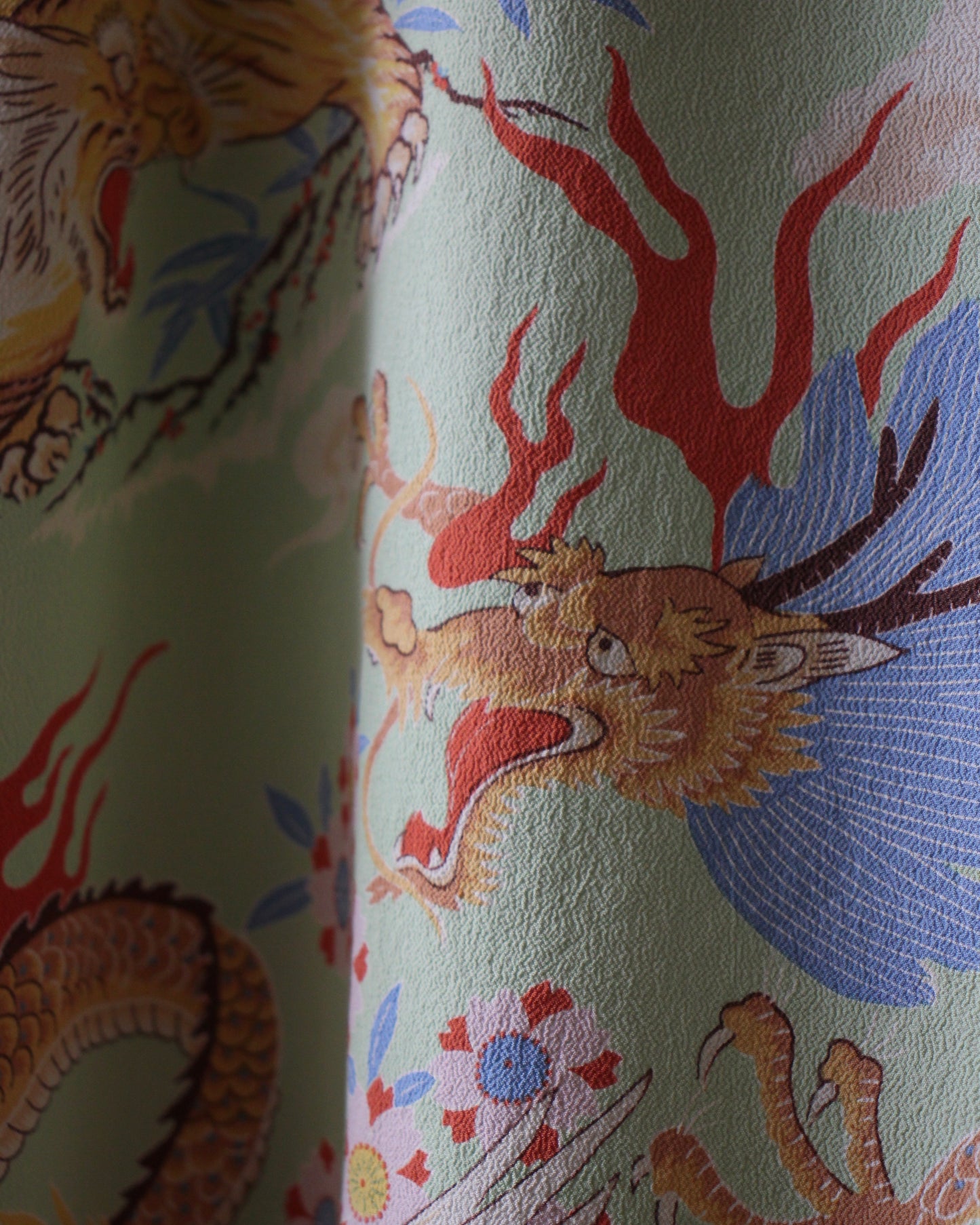 “THE TRIANGULAR FIGHT” (LONG SLEEVE) SS29404