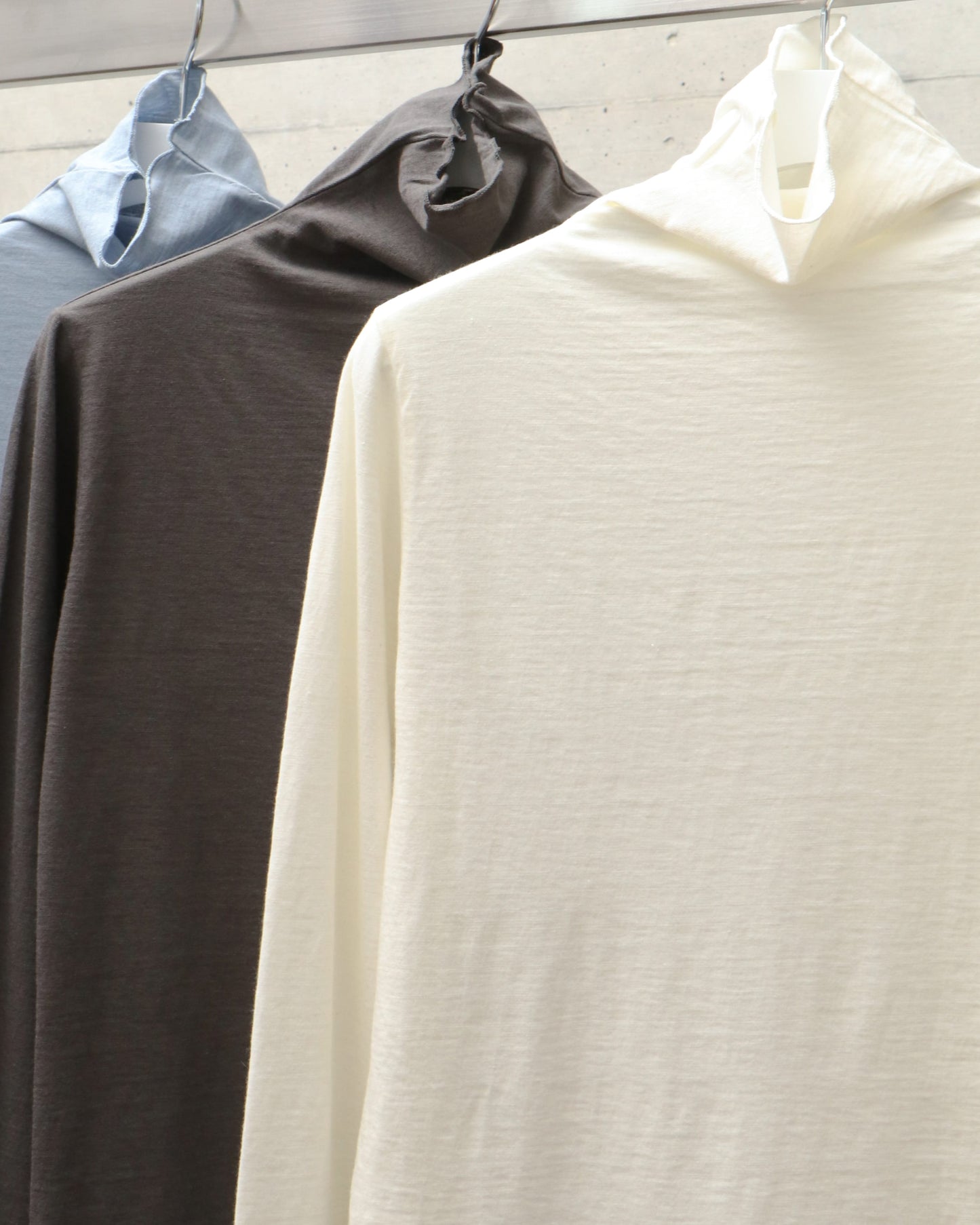 cotton cashmere high neck T