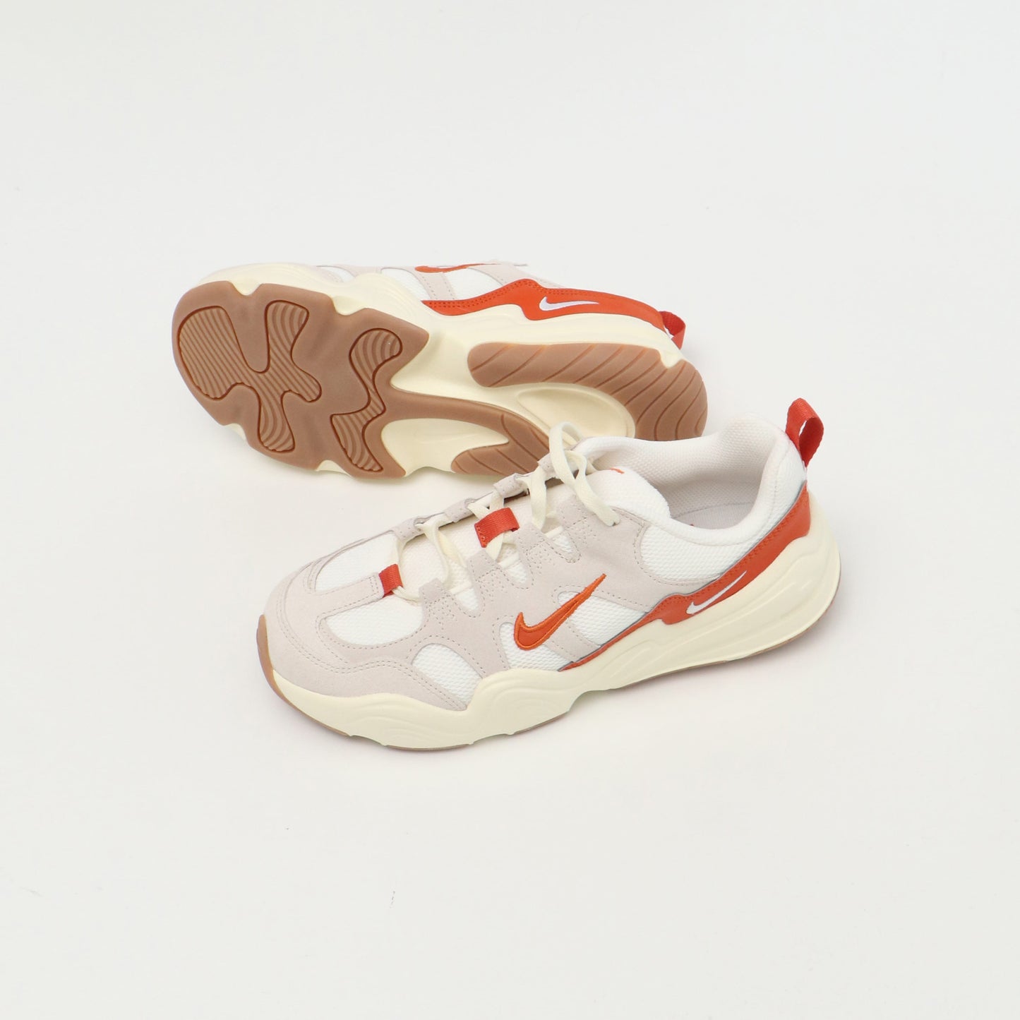 W NIKE TECH HERA