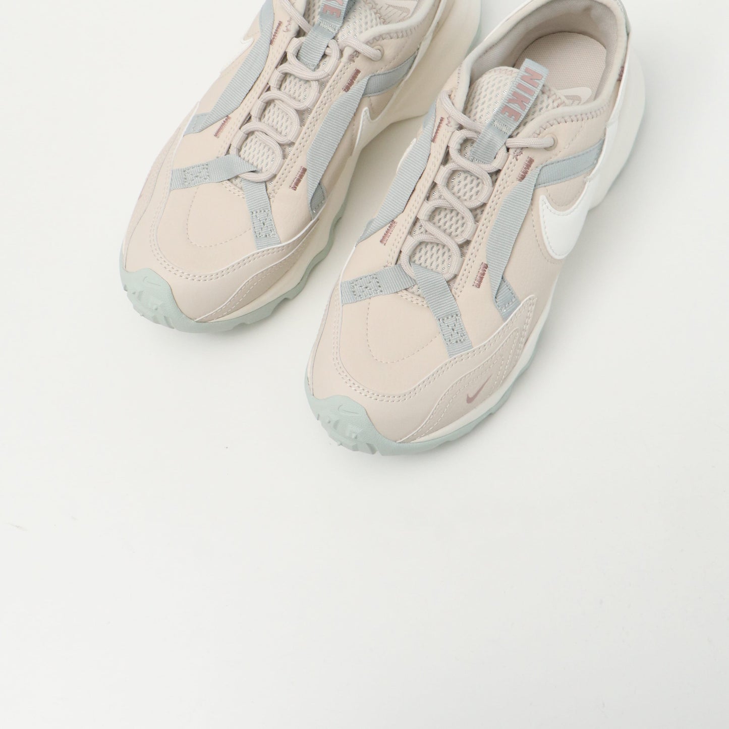 W NIKE TC 7900