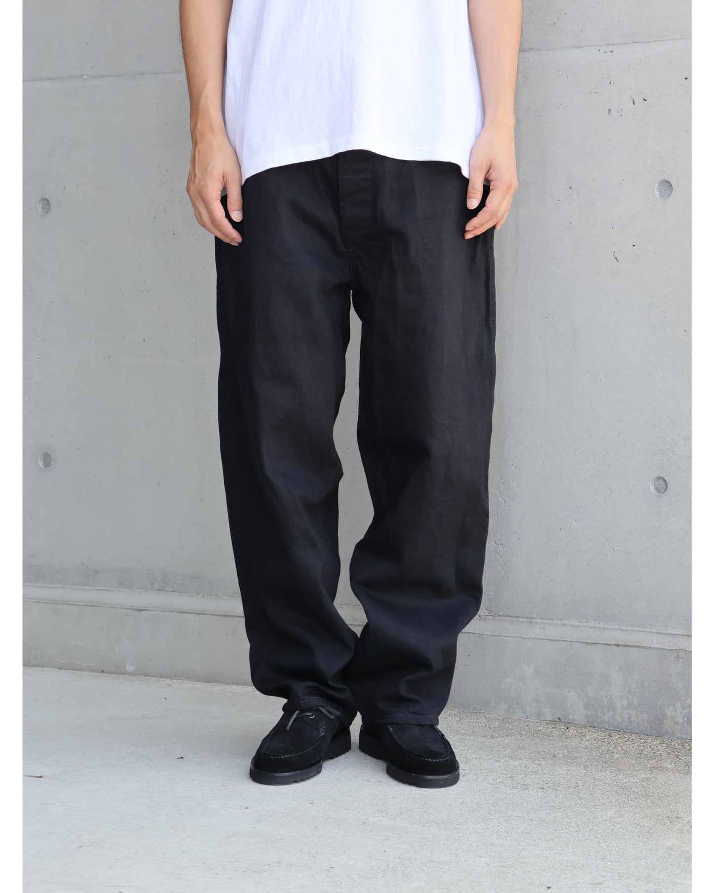 ブラックデニム ベルテッドパンツ BLACK