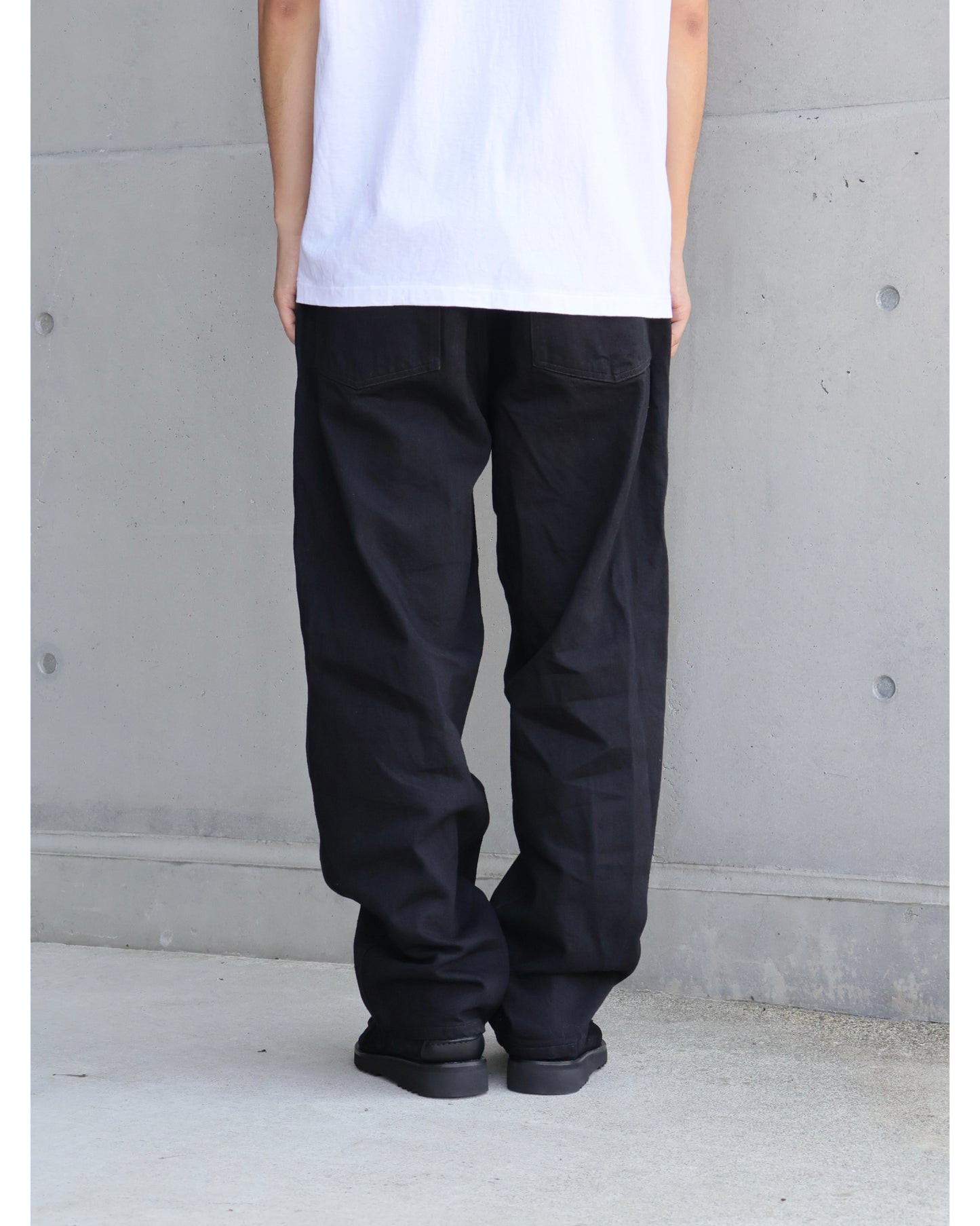ブラックデニム ベルテッドパンツ BLACK