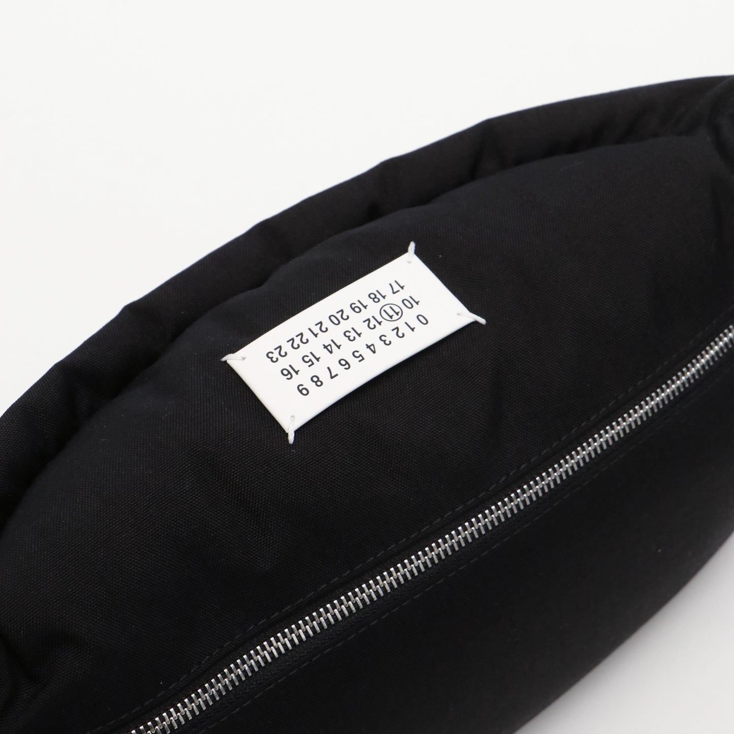 SB2WB0001P1511 MARSUPIO BLACK