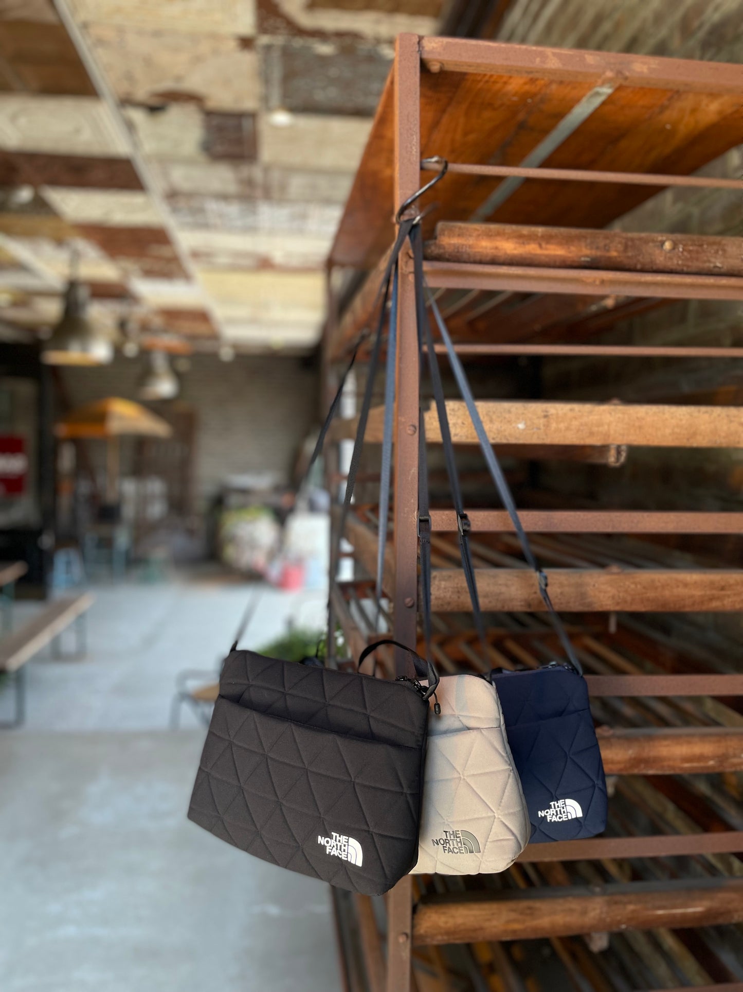 Geoface Pouch