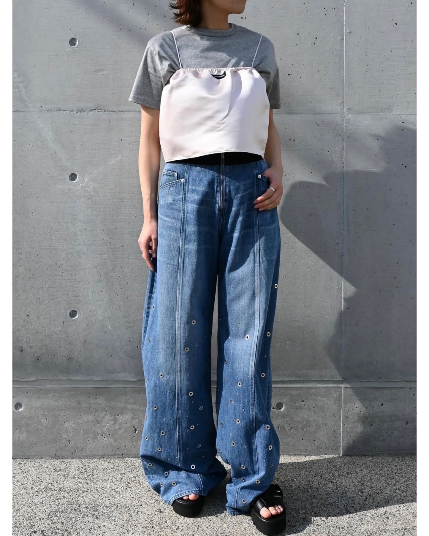 ORGANIC COTTON DENIM WIDE-LEG JEANS WITH STUDS