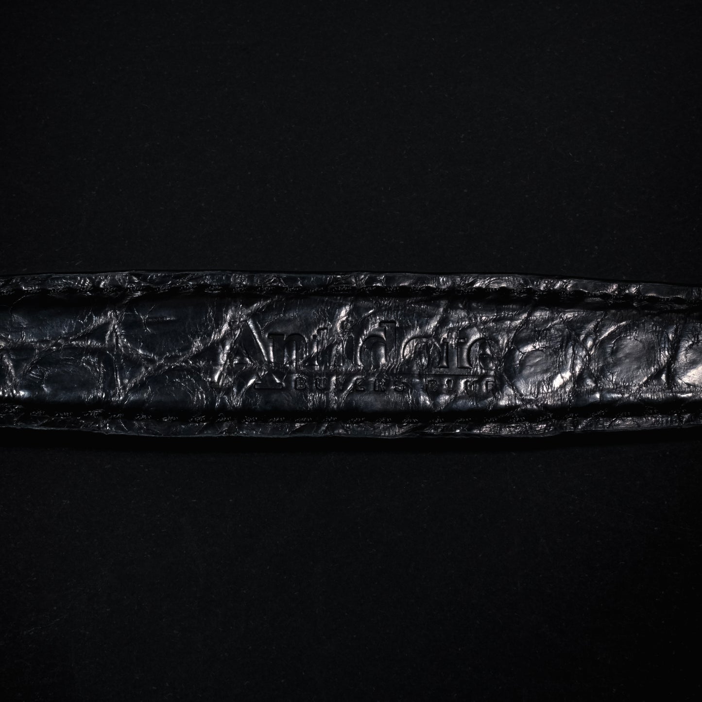 Leather Bracelet (Crocodile / Silver)