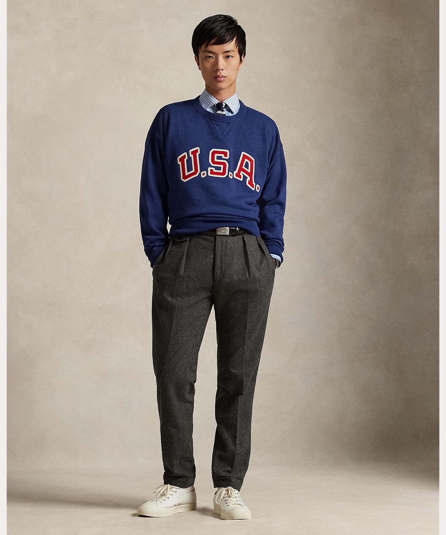 VINTAGE FIT GARMENT DYE NOVELTY USA CREW NECK SWEAT