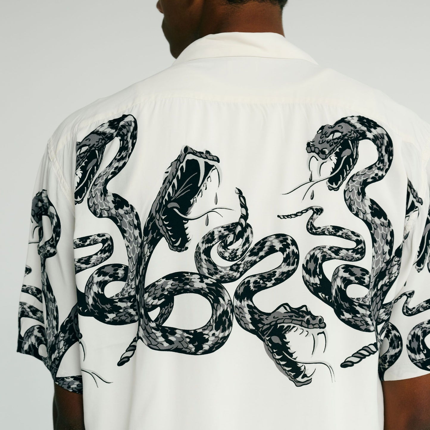 "MONOTONE SNAKE" S/S OPEN SHIRT 39440