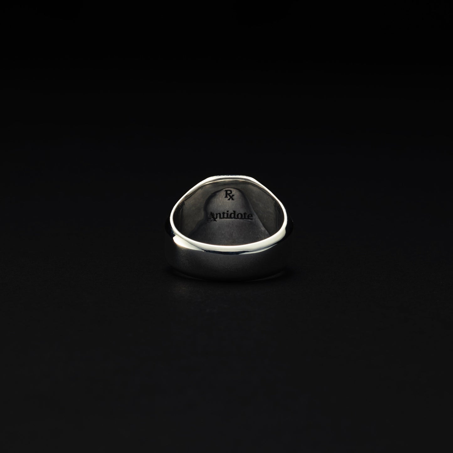 Engraved College Ring (Silver)